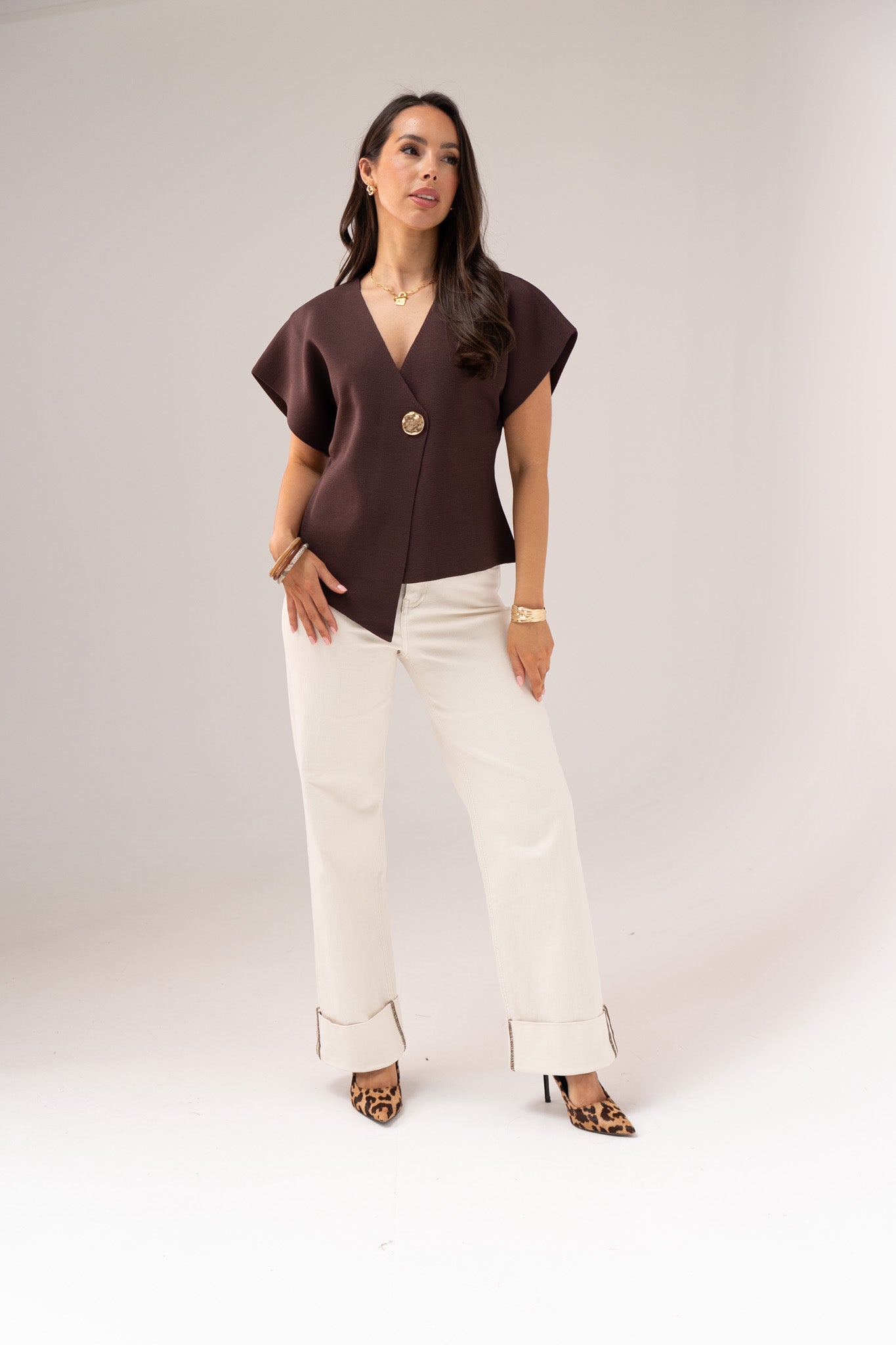 Love Laura Chocolate Trim Turn Up Jeans In Cream