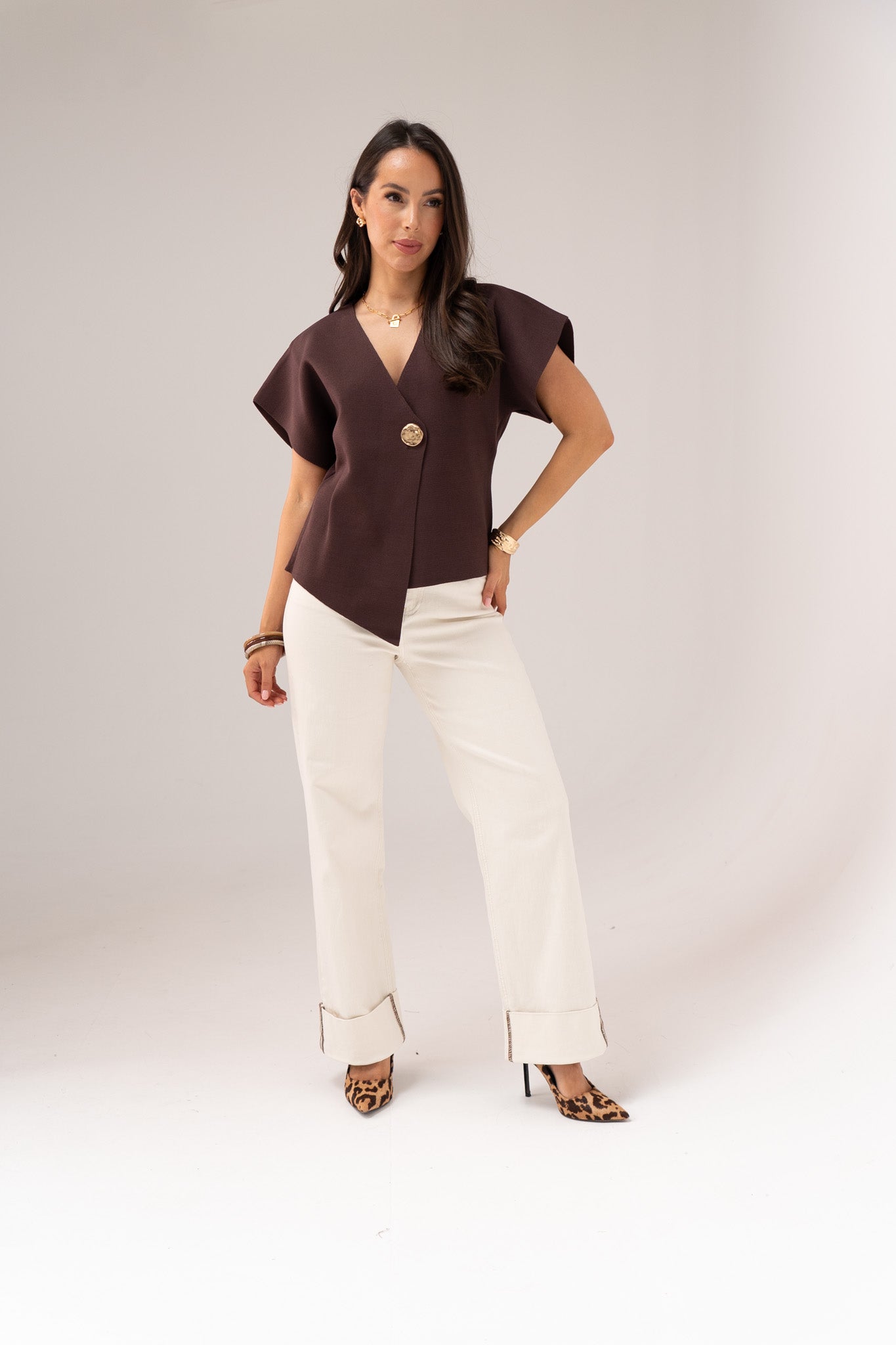 Love Laura Chocolate Trim Turn Up Jeans In Cream