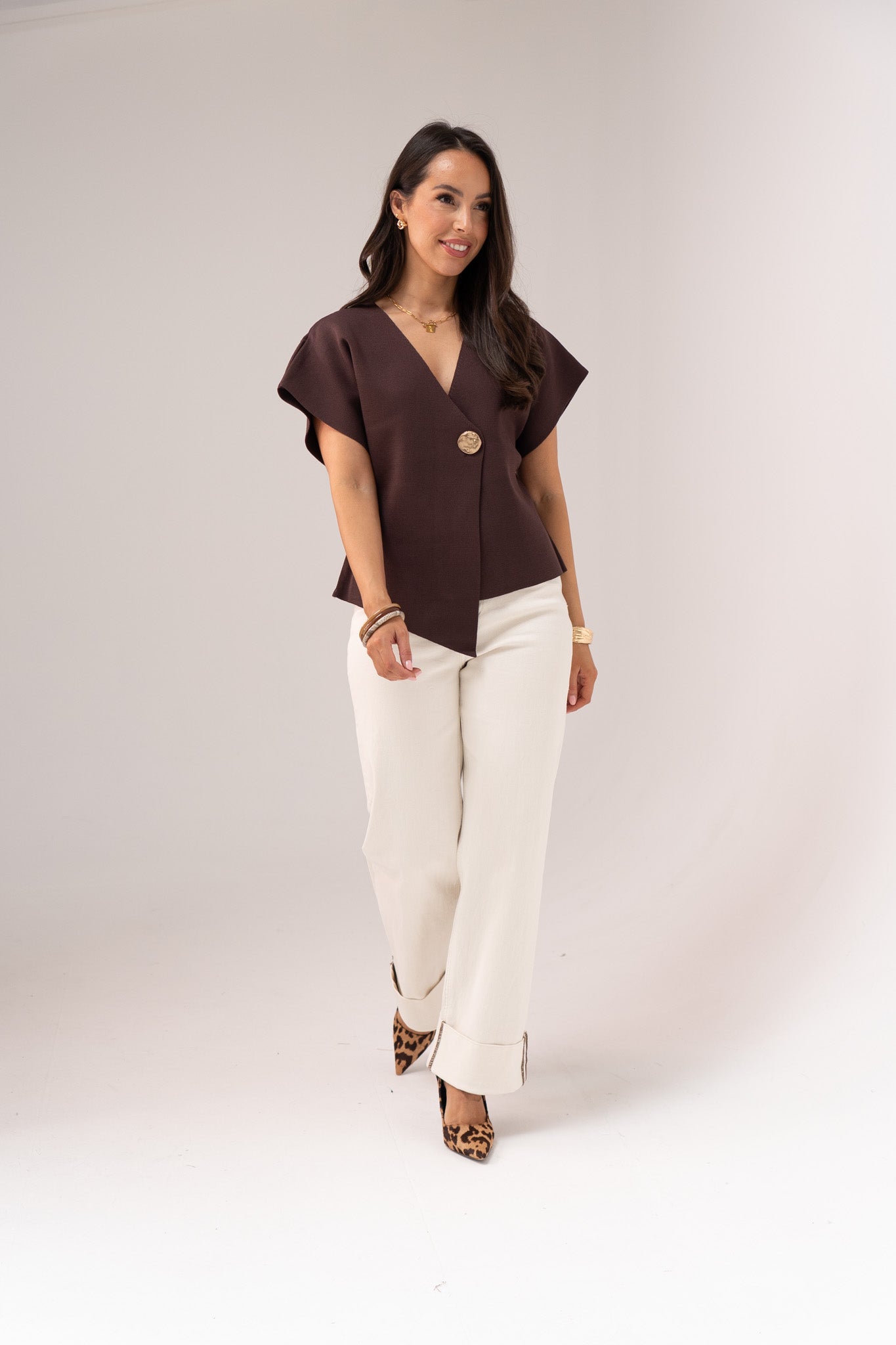 Love Laura Chocolate Trim Turn Up Jeans In Cream