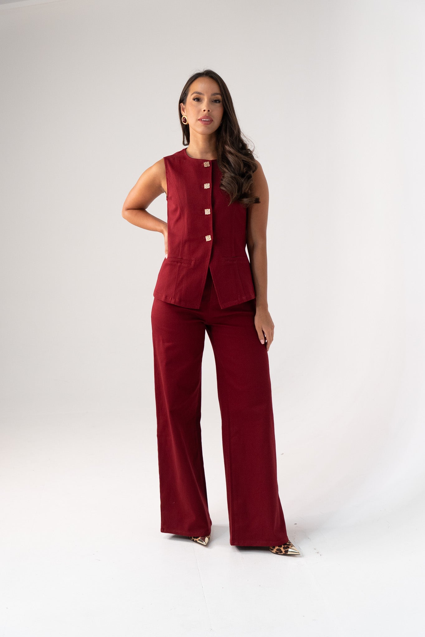 Love Laura Straight Leg Jeans In Burgundy