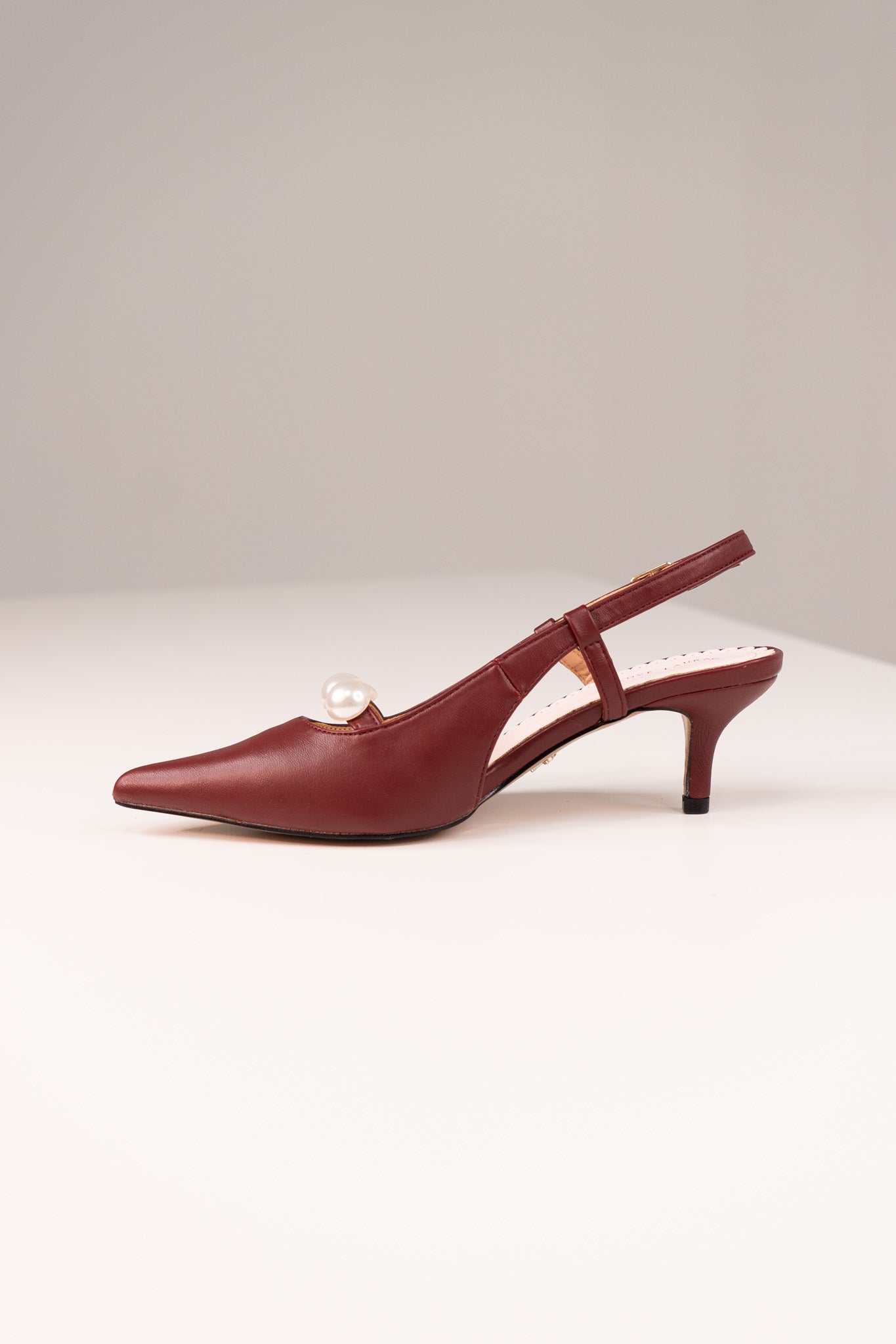 Love Laura Pearl Detail Kitten Heel In Burgundy