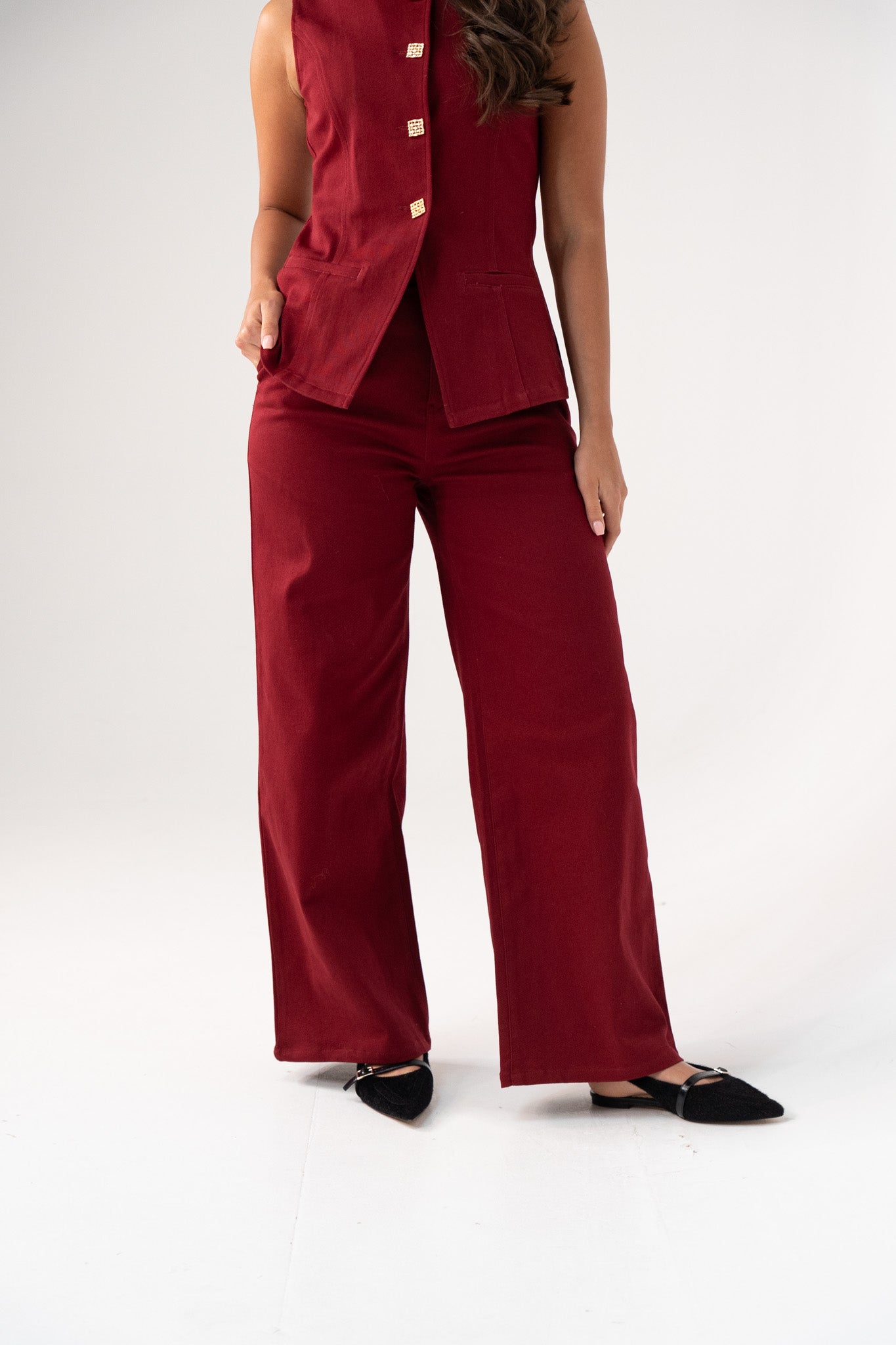 Love Laura Straight Leg Jeans In Burgundy