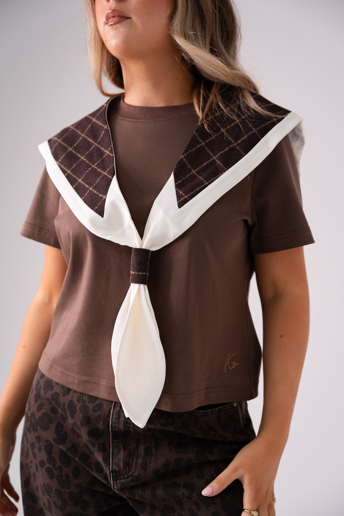 Love Laura Shawl Scarf In Chocolate