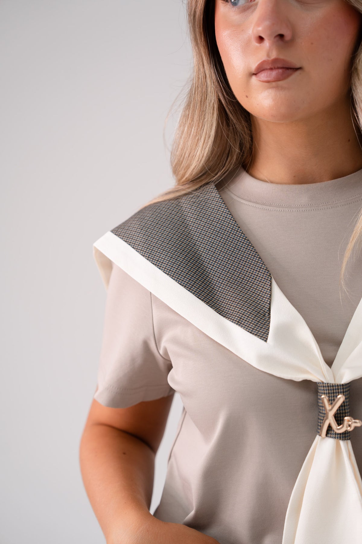 Love Laura Shawl Scarf In Khaki
