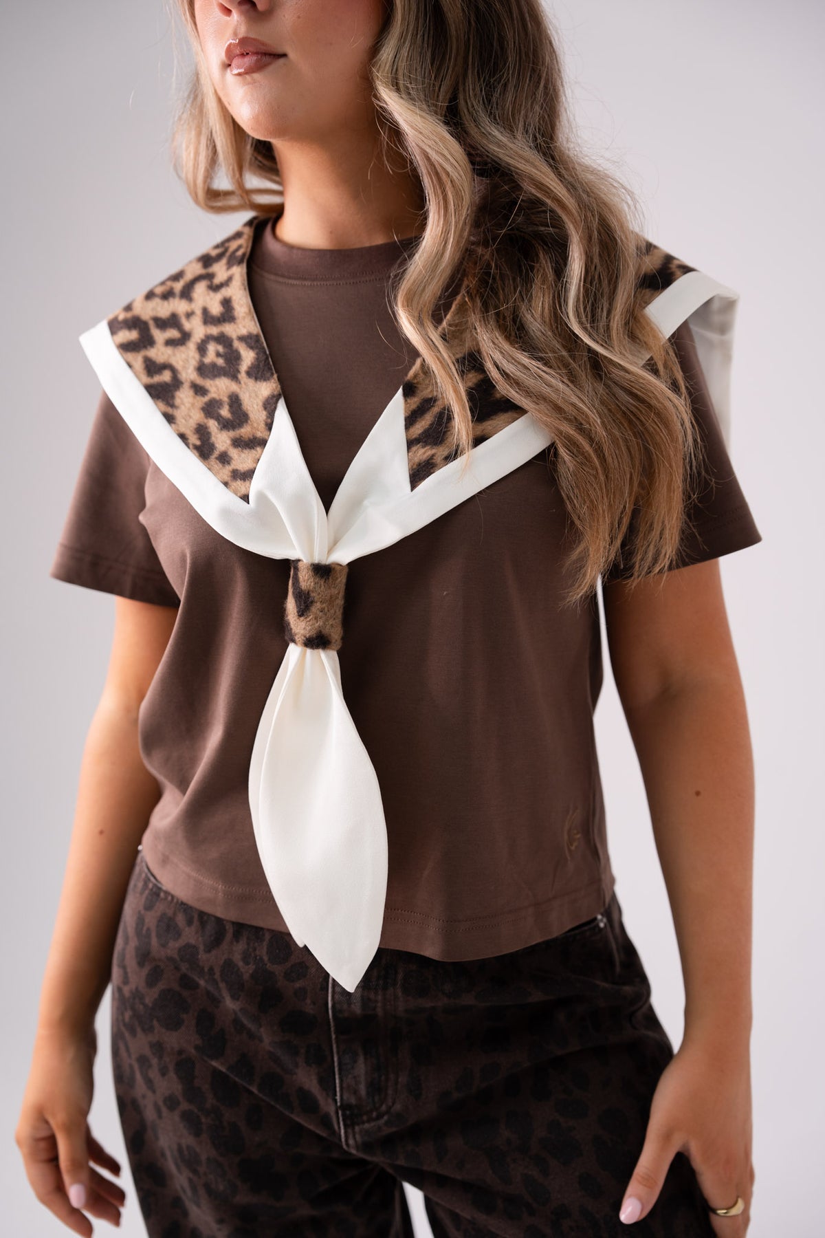 Love Laura Shawl Scarf In Leopard