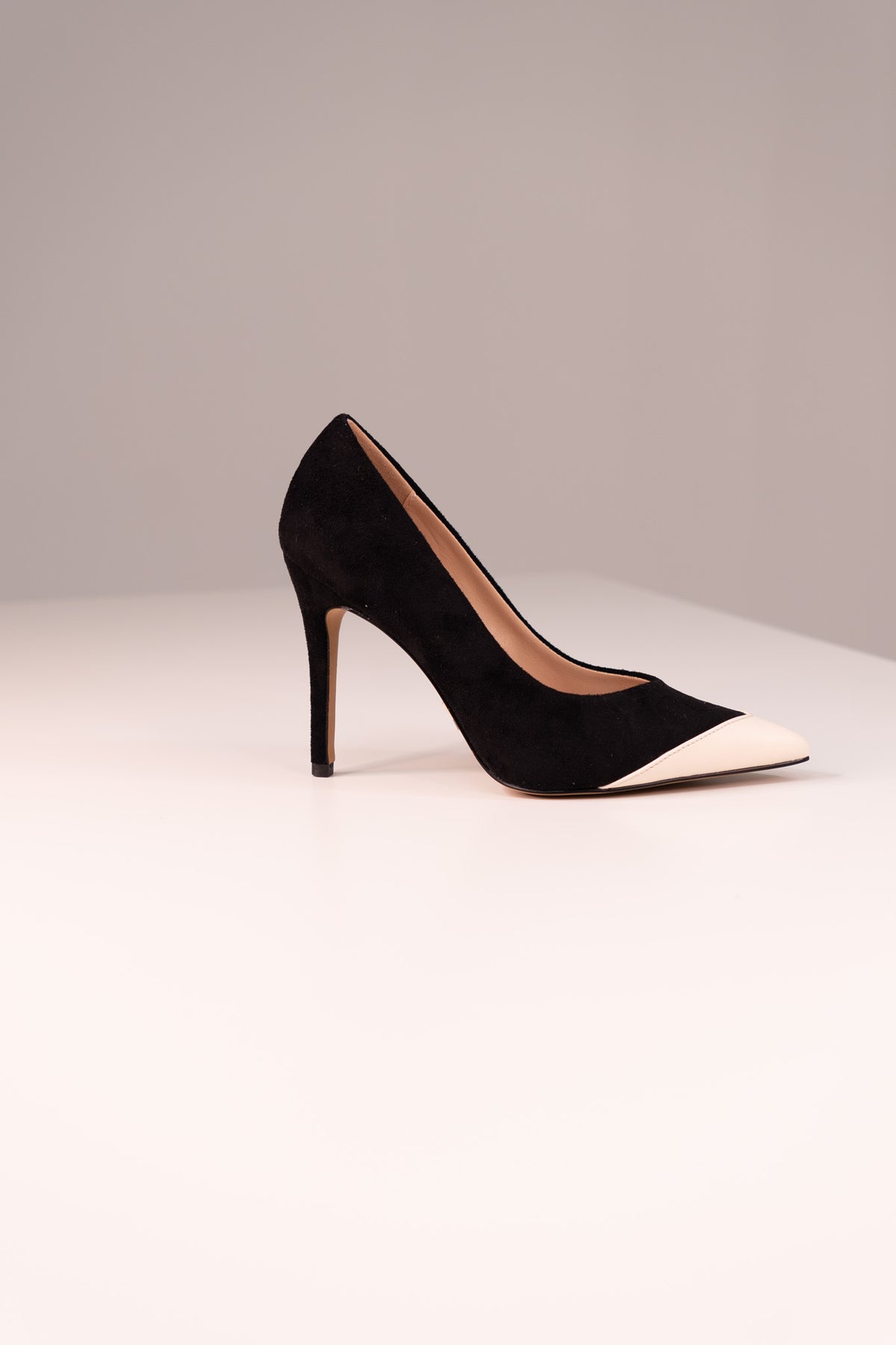 Love Laura Suede Heel In Monochrome