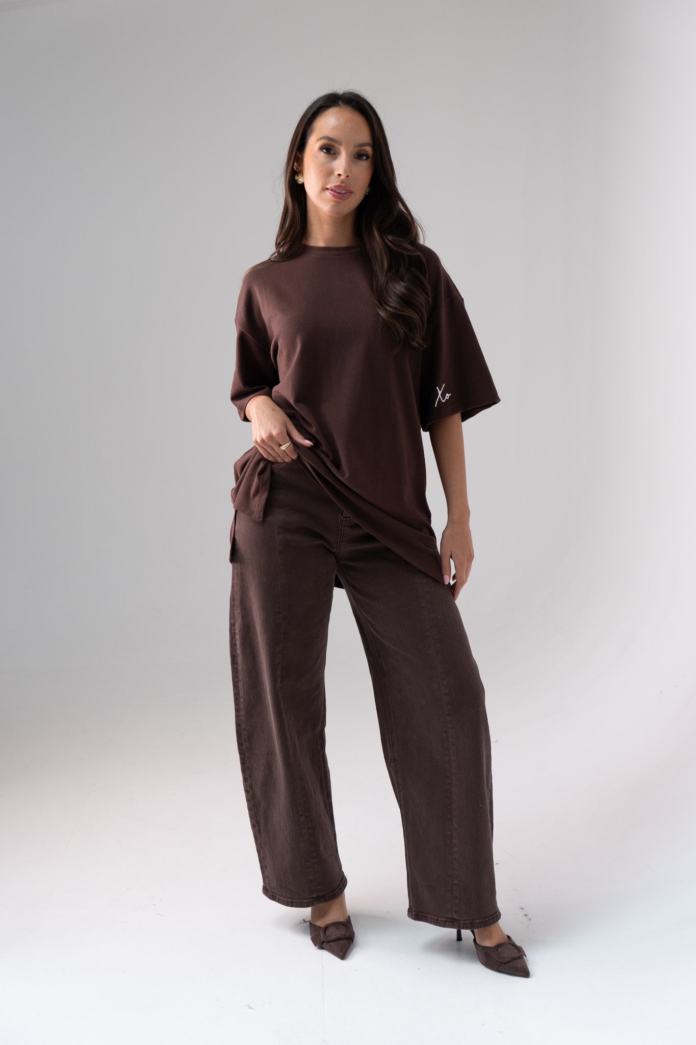 Love Laura T-Shirt In Chocolate