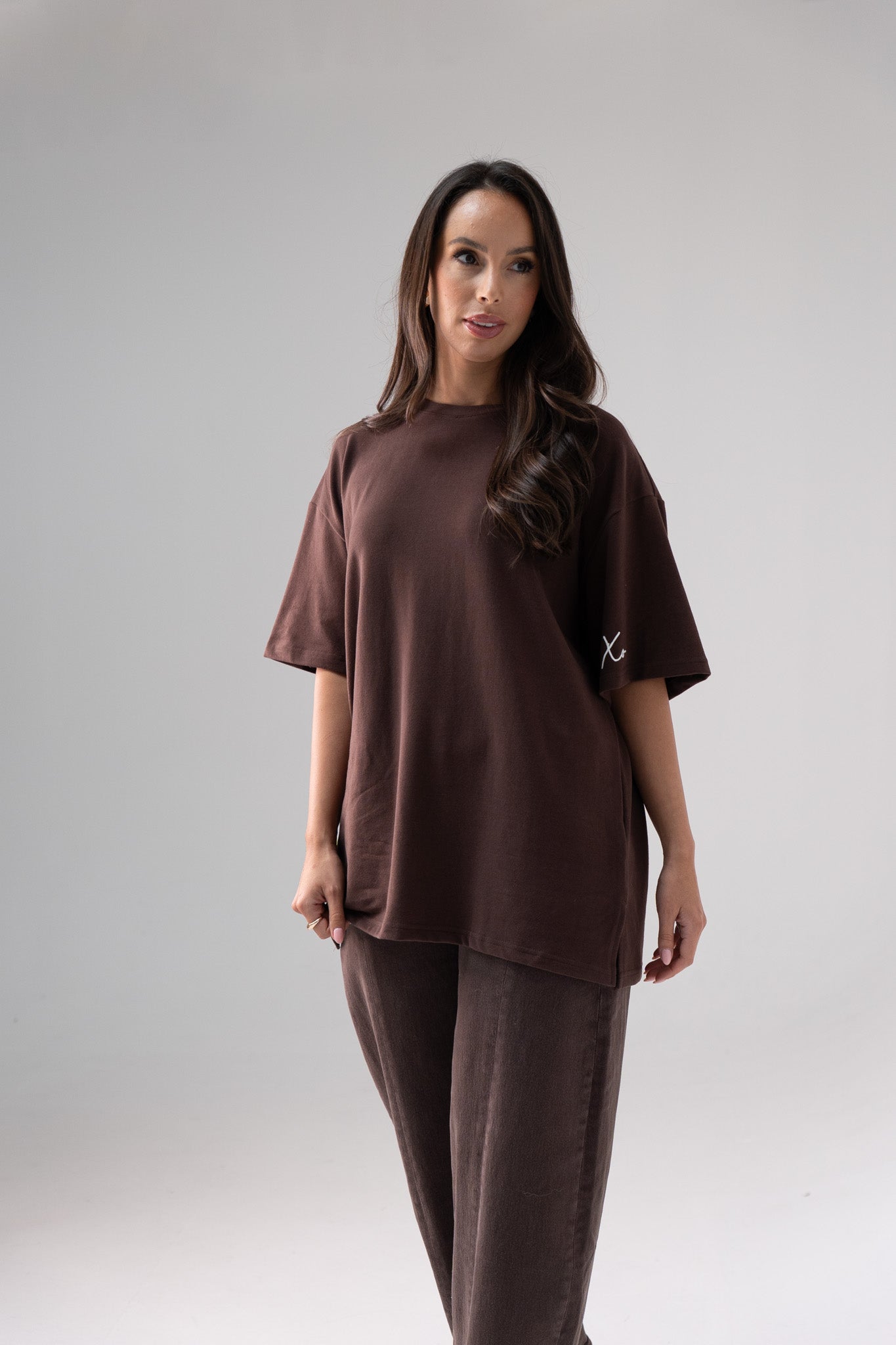 Love Laura T-Shirt In Chocolate