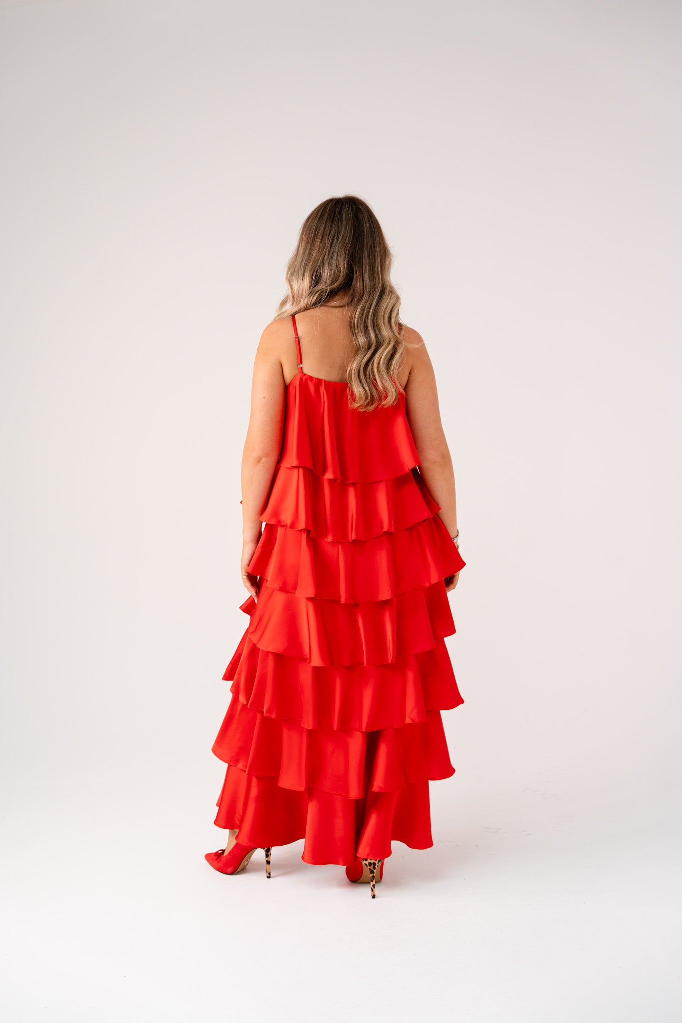 Love Laura Tiered Midi Dress In Red