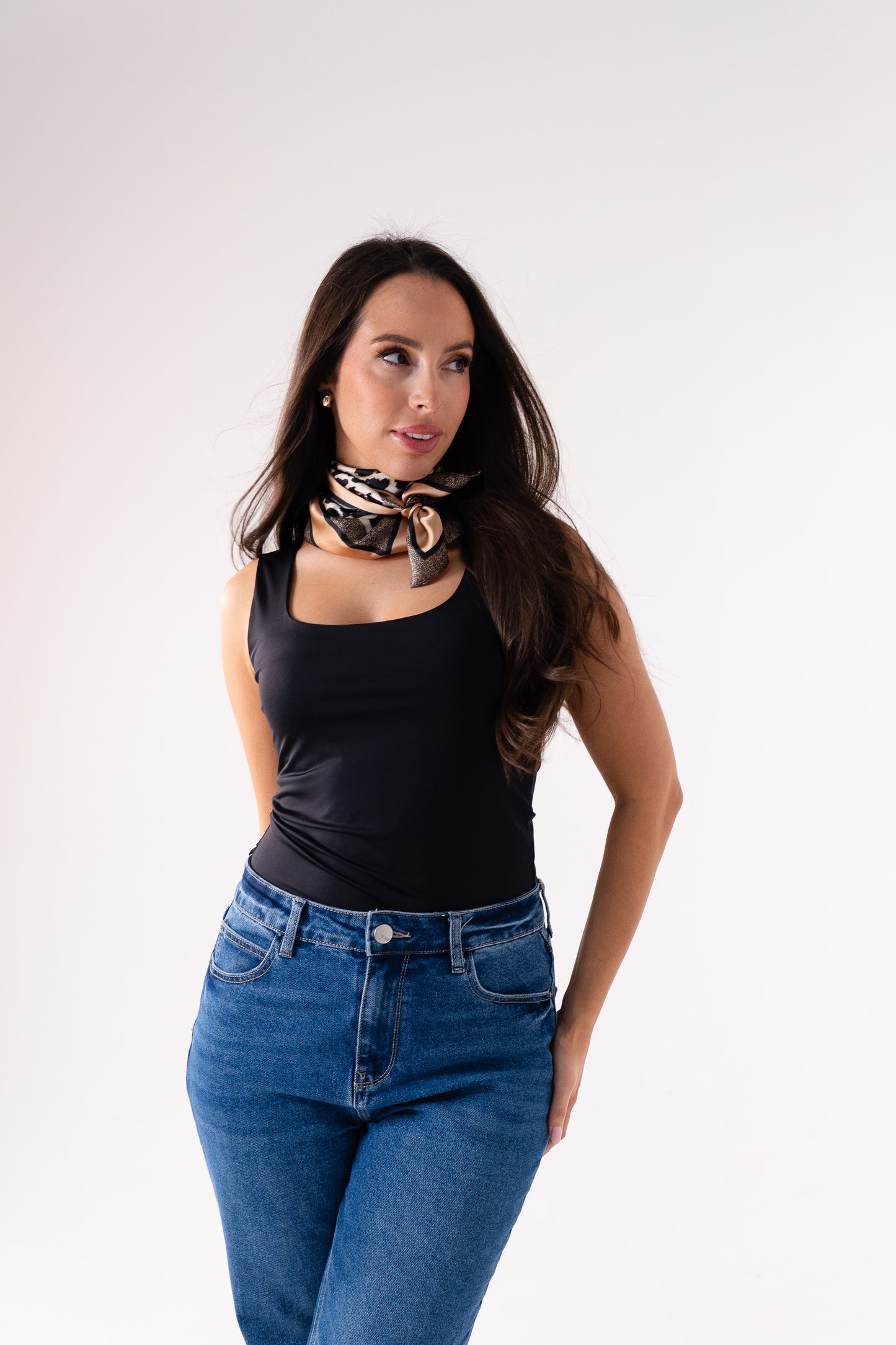 Love Laura Vest In Black