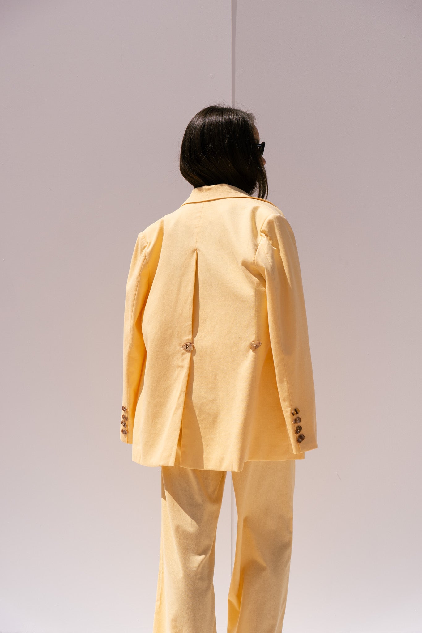 Love Laura Linen Blazer In Lemon