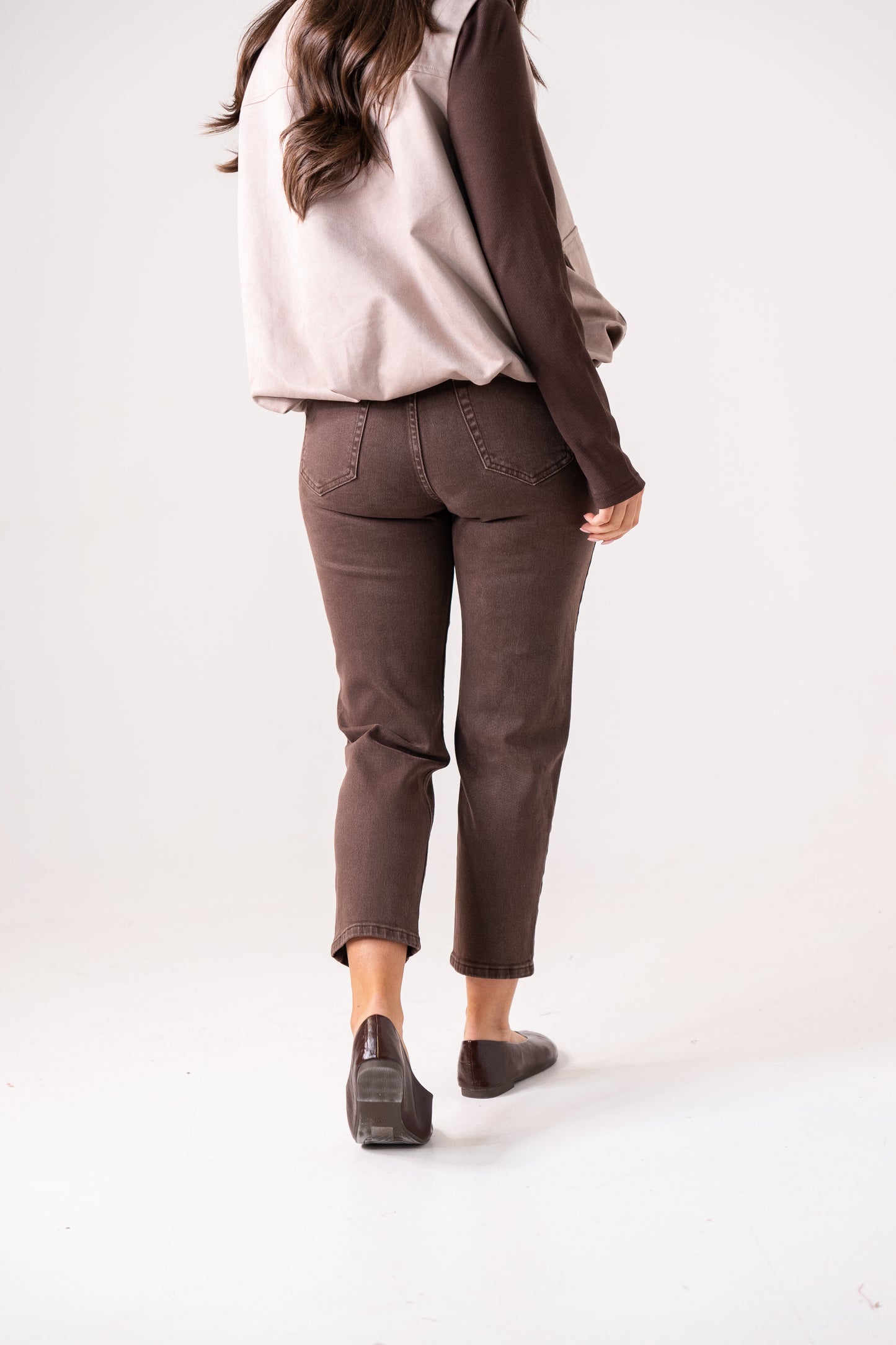 Love Laura Mom Jeans In Chocolate