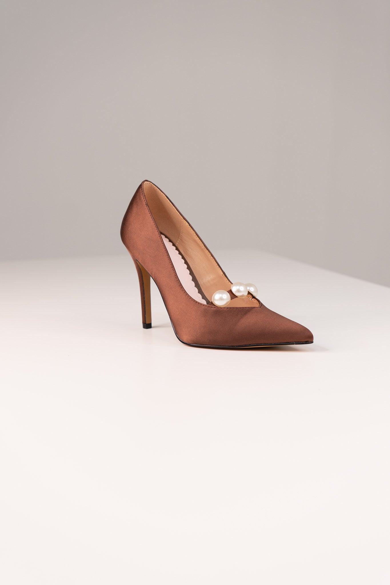 Love Laura Pearl Detail Heel In Chocolate