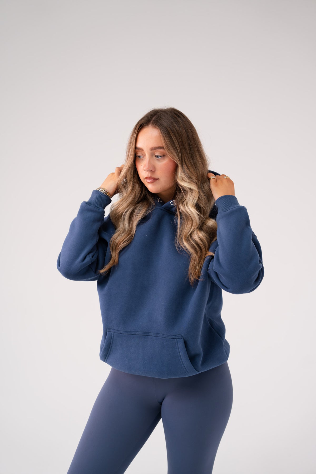 Love Laura Pullover Hoodie In Navy
