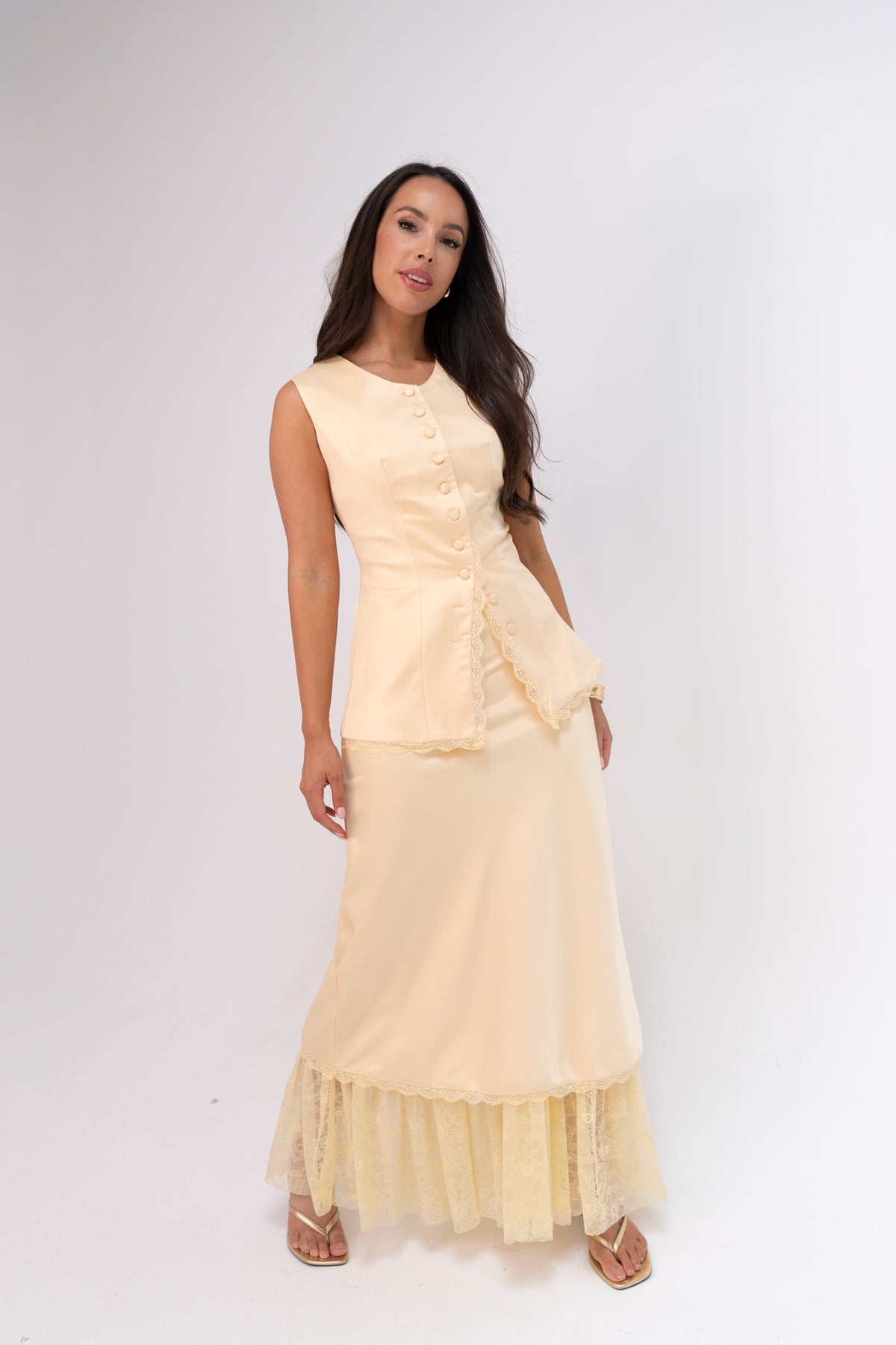 Love Laura Lace Trim Satin Skirt In Lemon