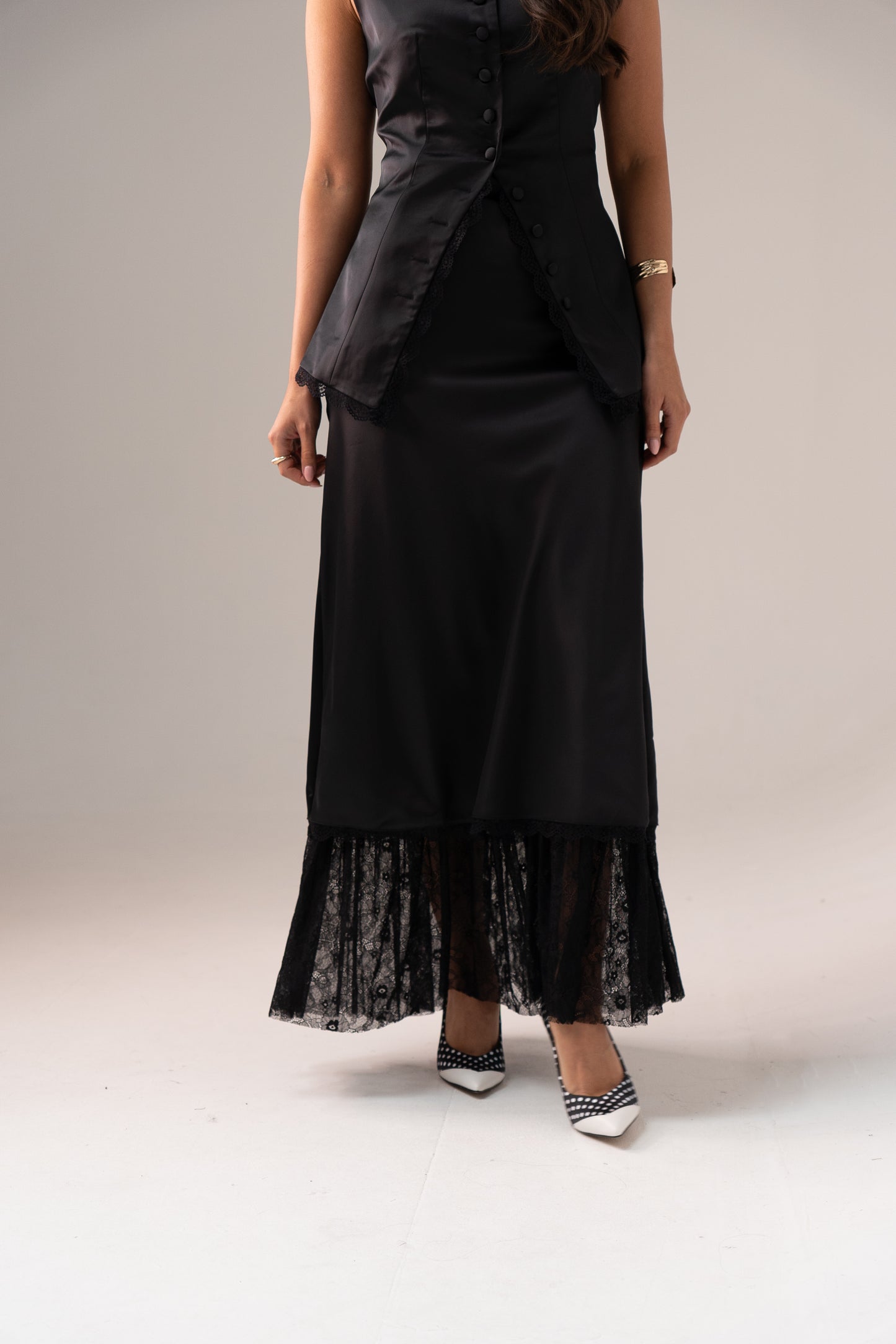 Love Laura Lace Trim Satin Skirt In Black