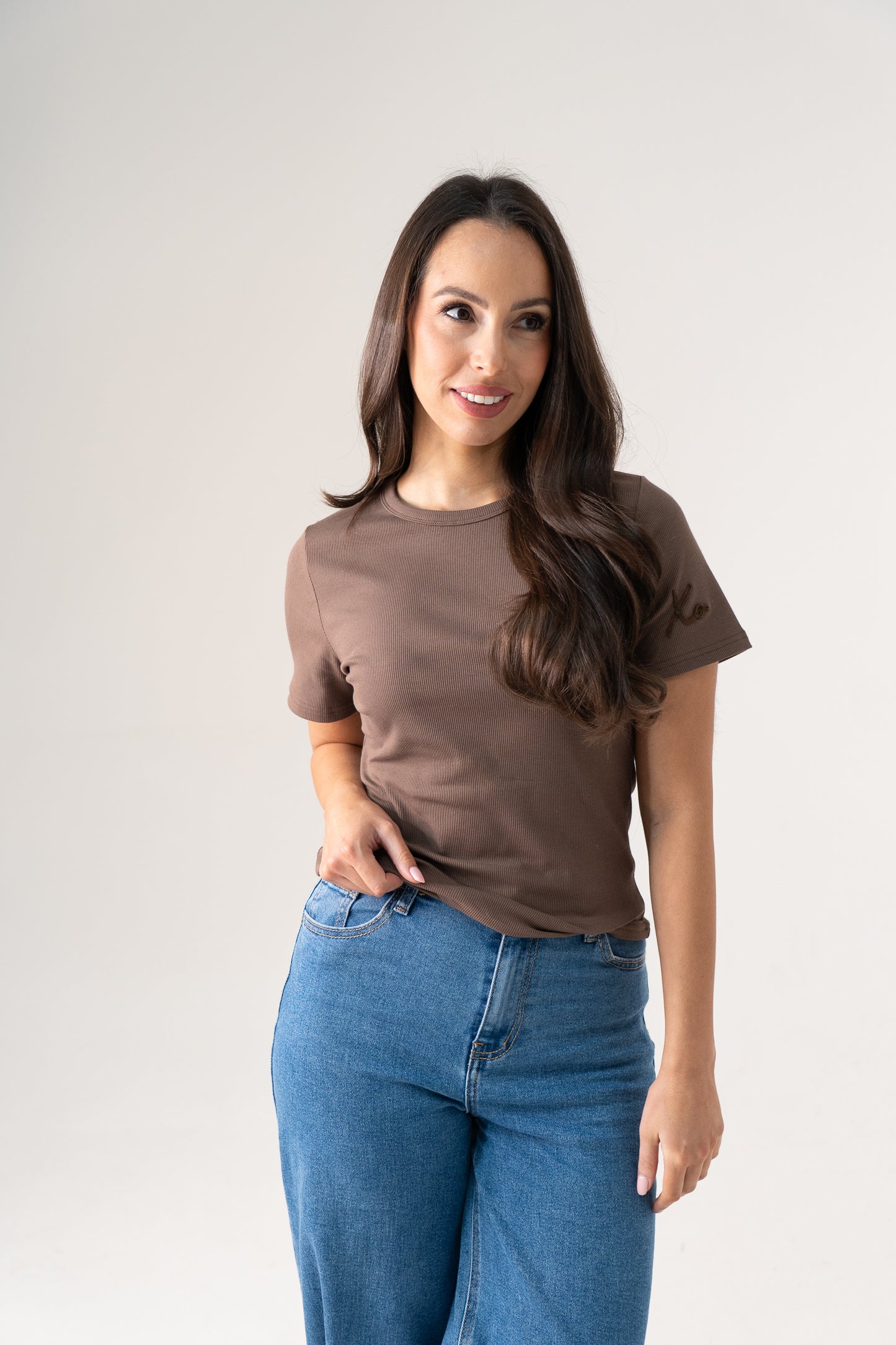 Love Laura Short Sleeve Ribbed T-Shirt In Chocolate