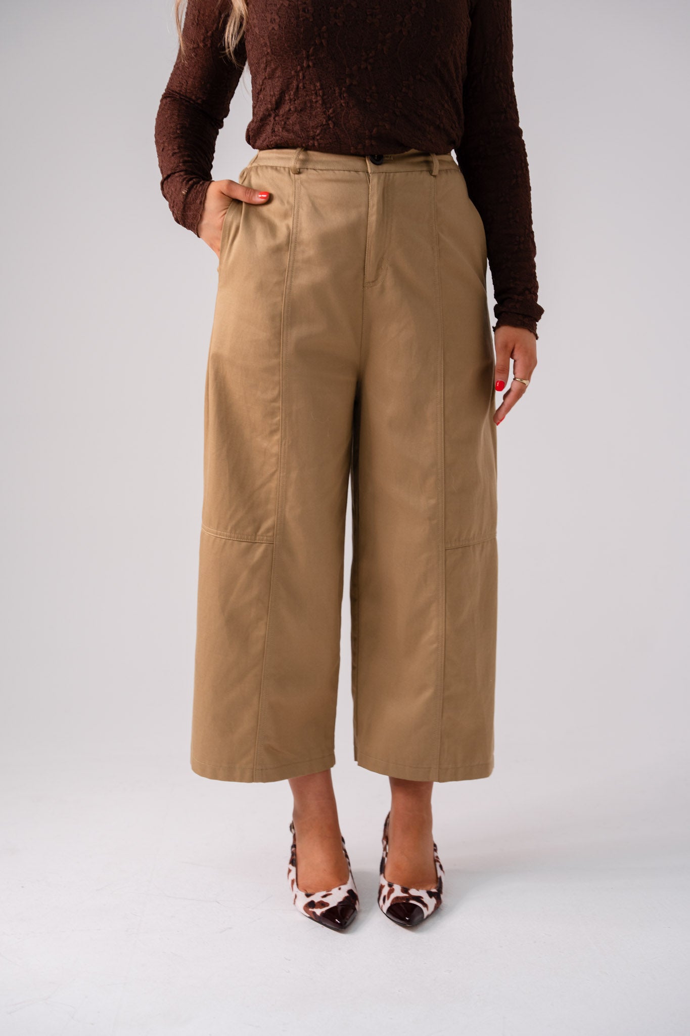 Love Laura Trouser In Sand