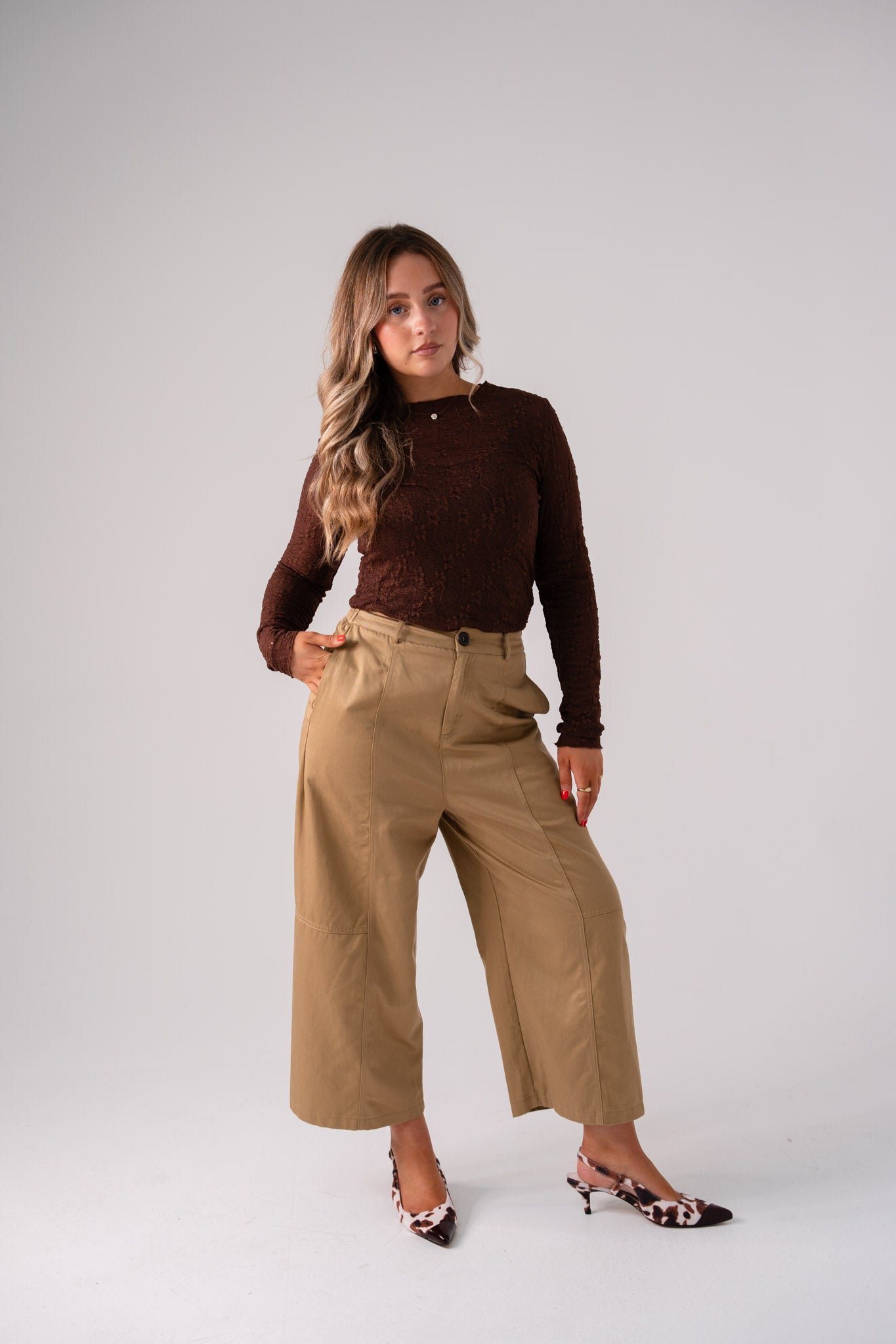 Love Laura Trouser In Sand