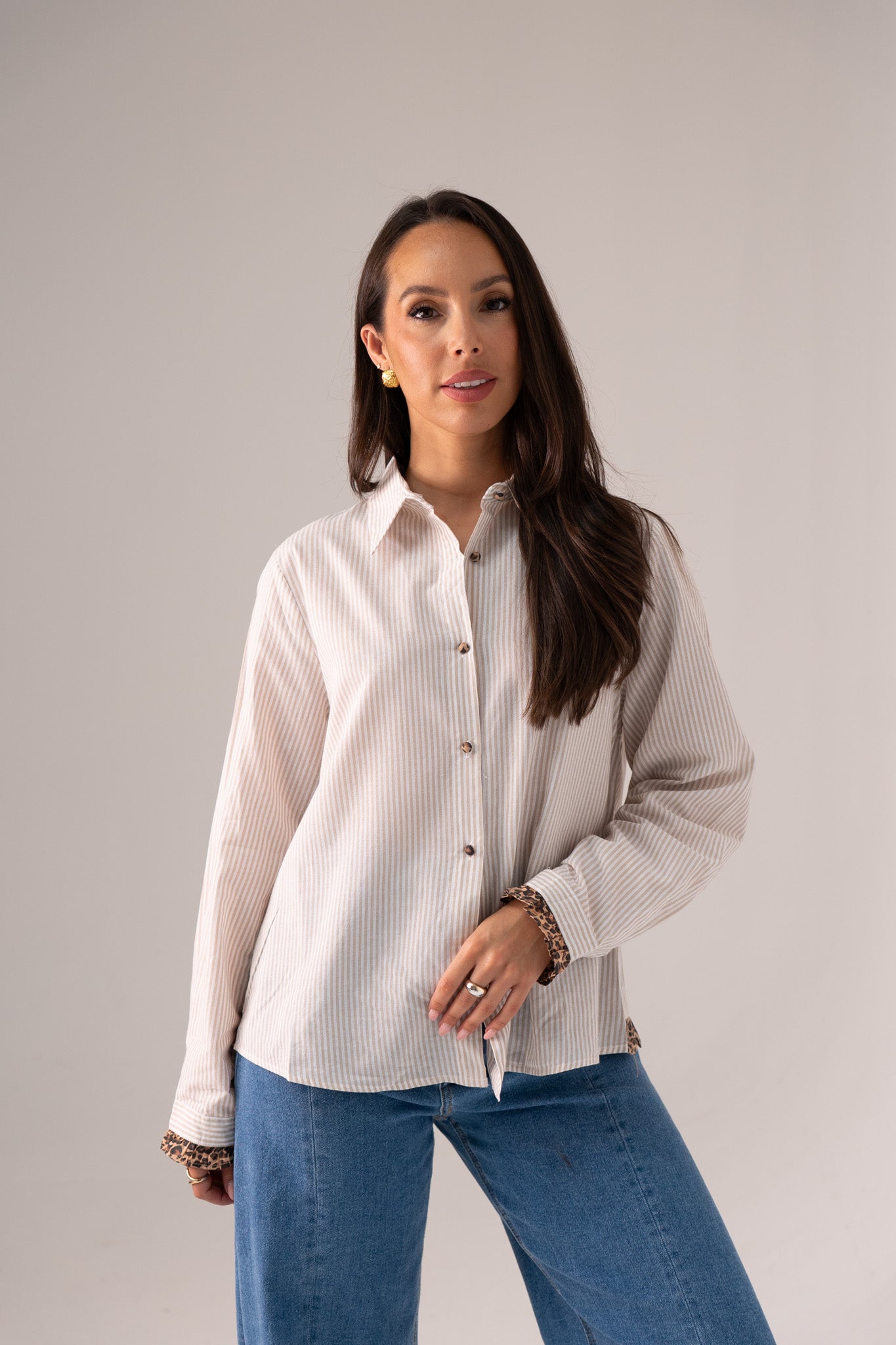 Megan Leopard Print Trim Shirt In White