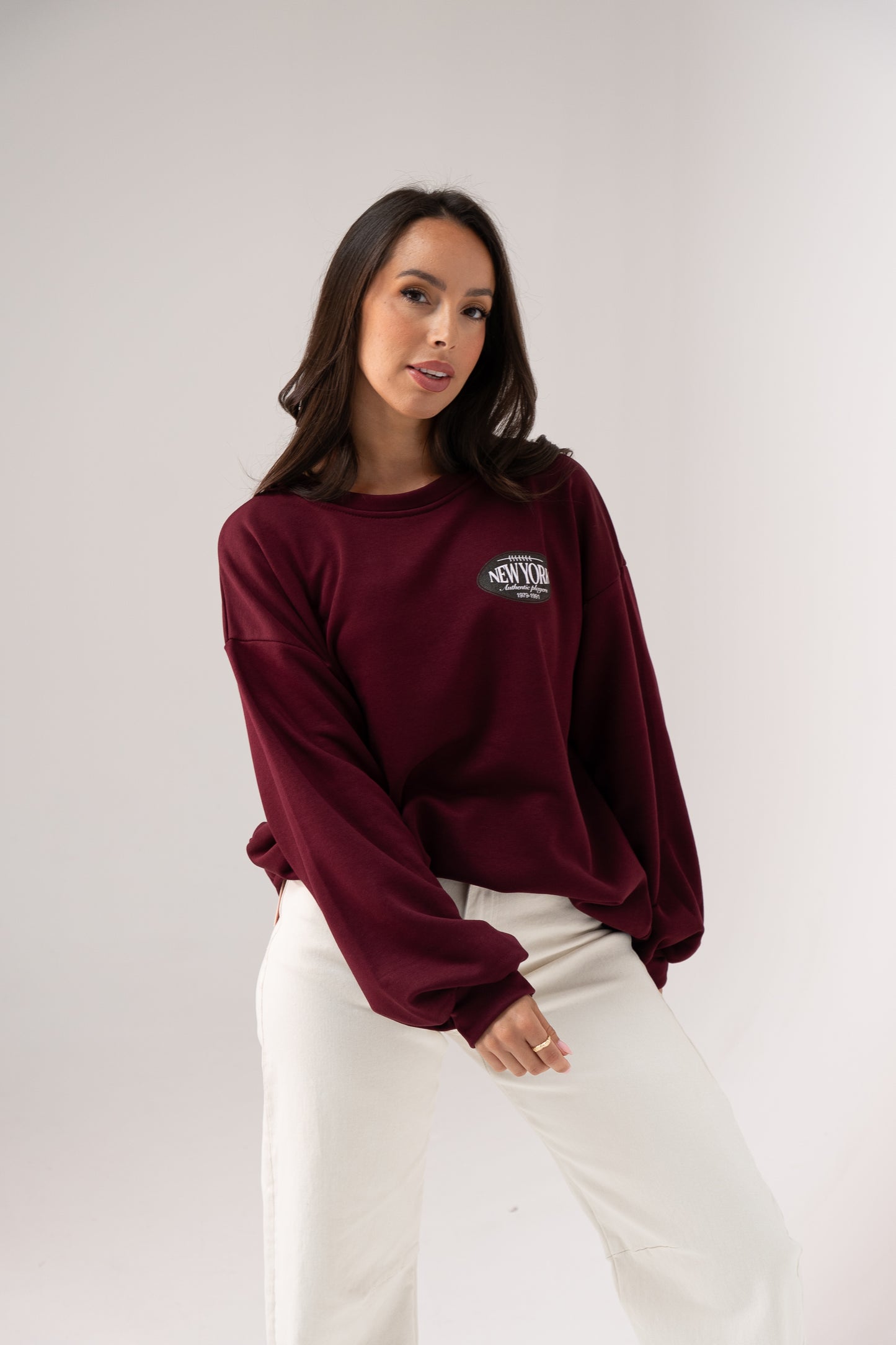 Melanie New York Graphic Sweatshirt In Bordeaux