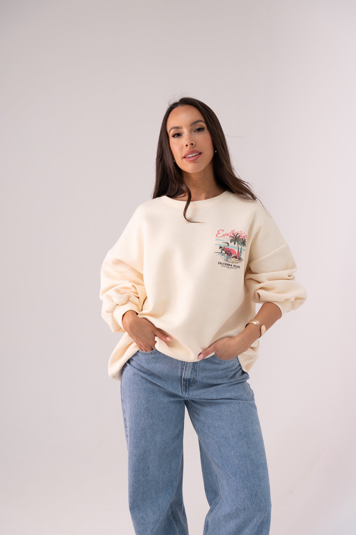 Millie Endless Summer Slogan Sweatshirt In Cream