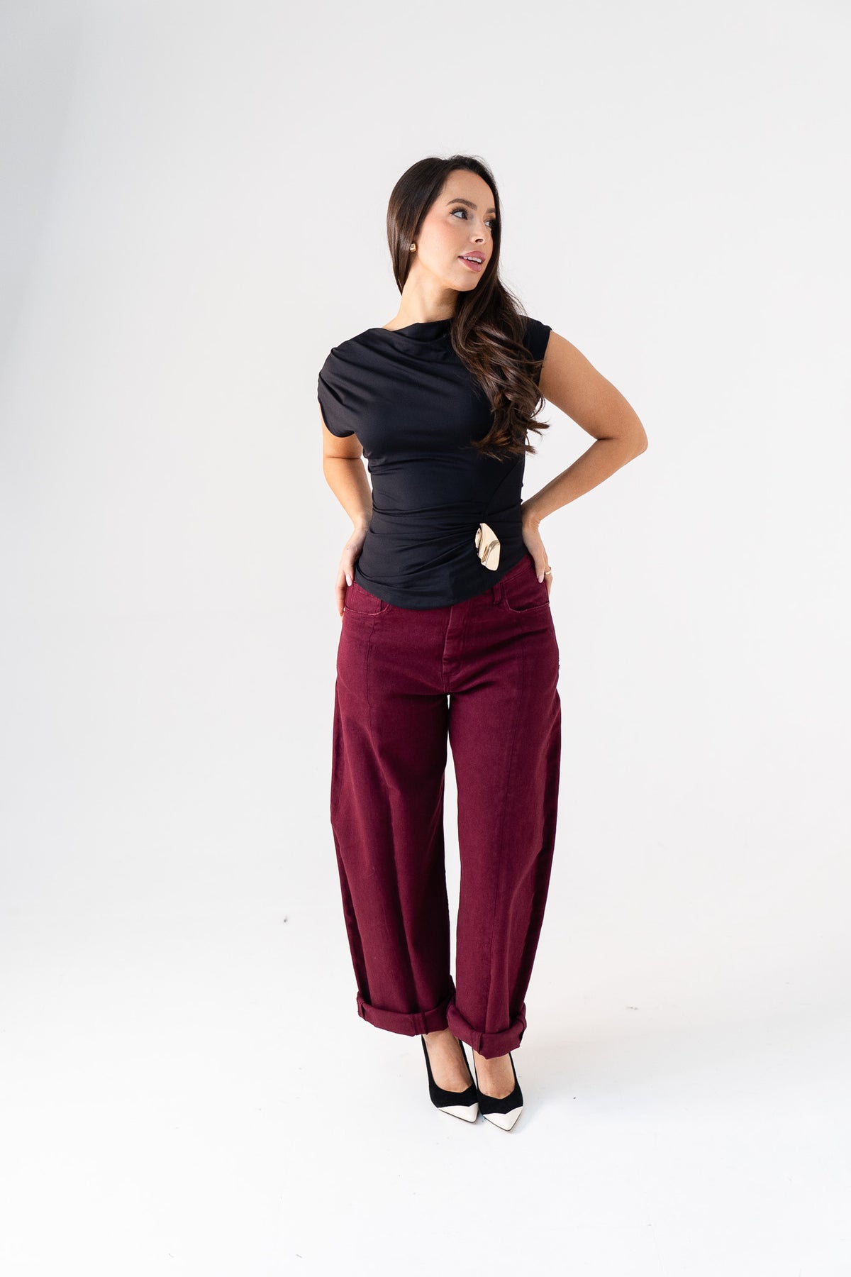 Millie Slash Neck Ruched Top In Black