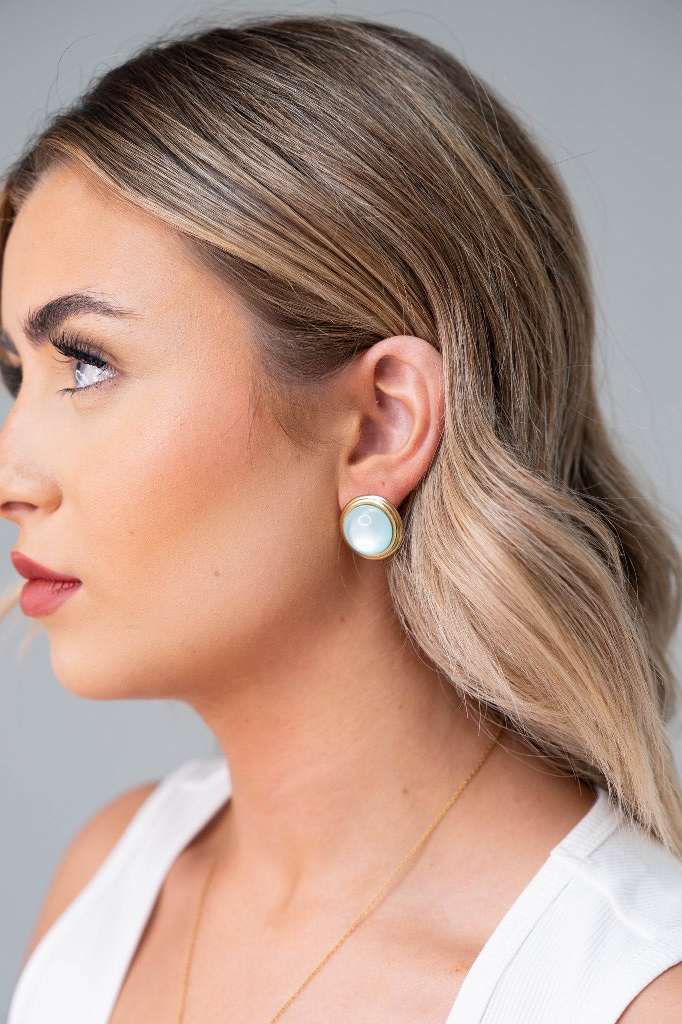 Olive Round Stone Earrings In Blue