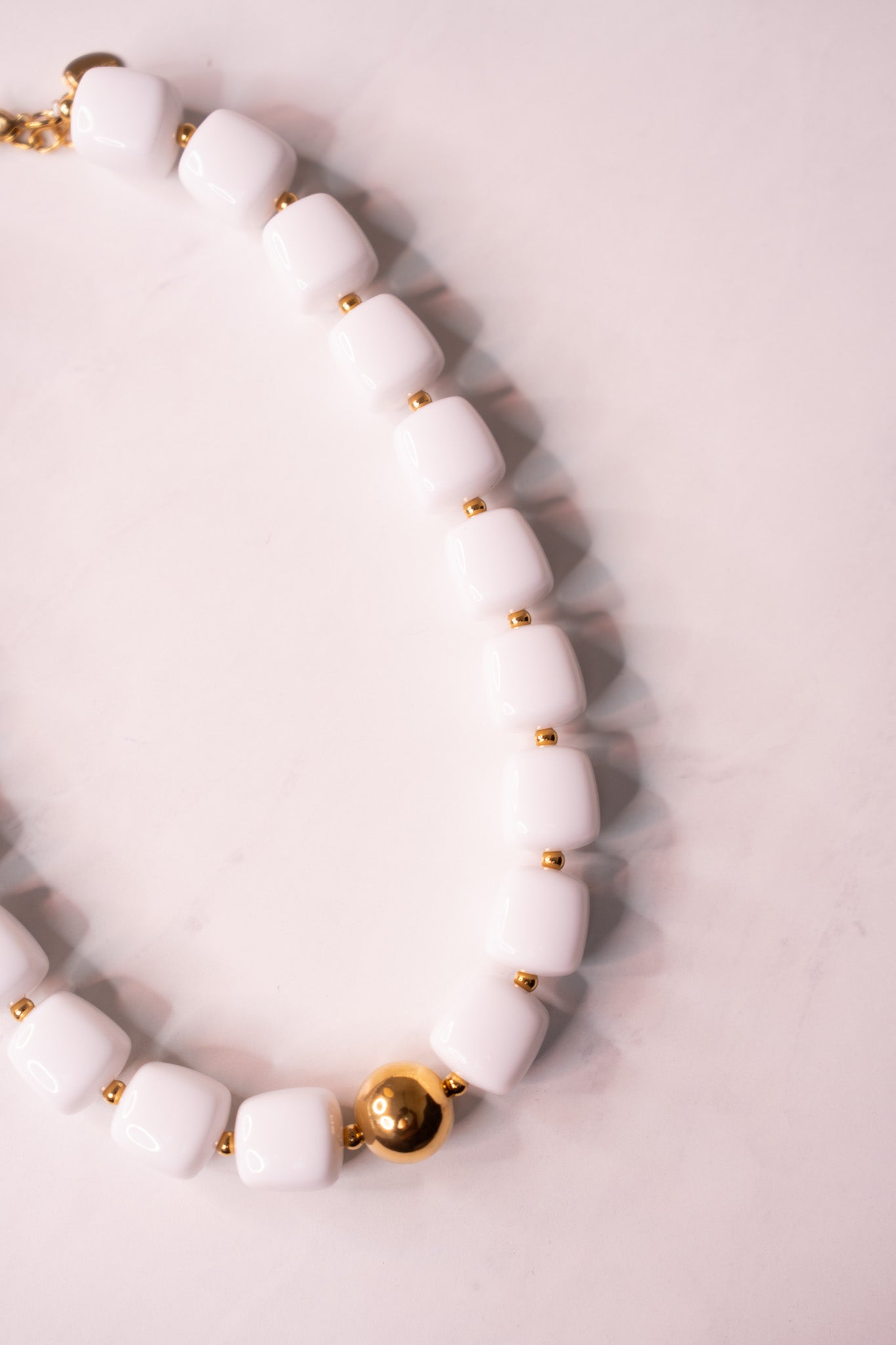 Olive Square Beaded Necklace In White