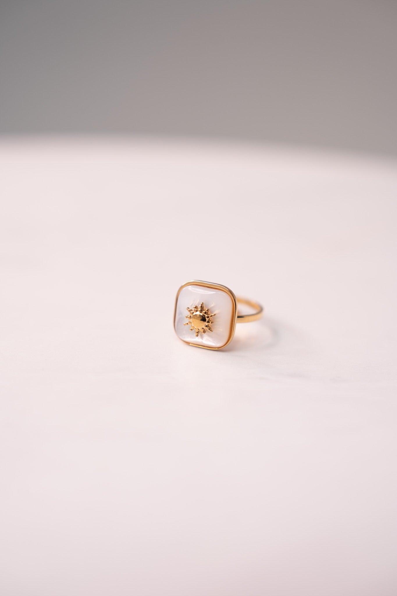 Olive White Square Ring In Gold