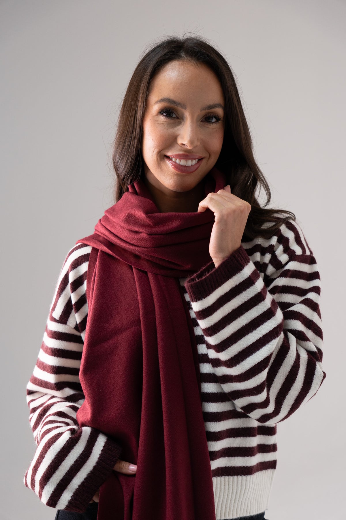 Orla Luxe Tassel Scarf In Bordeaux