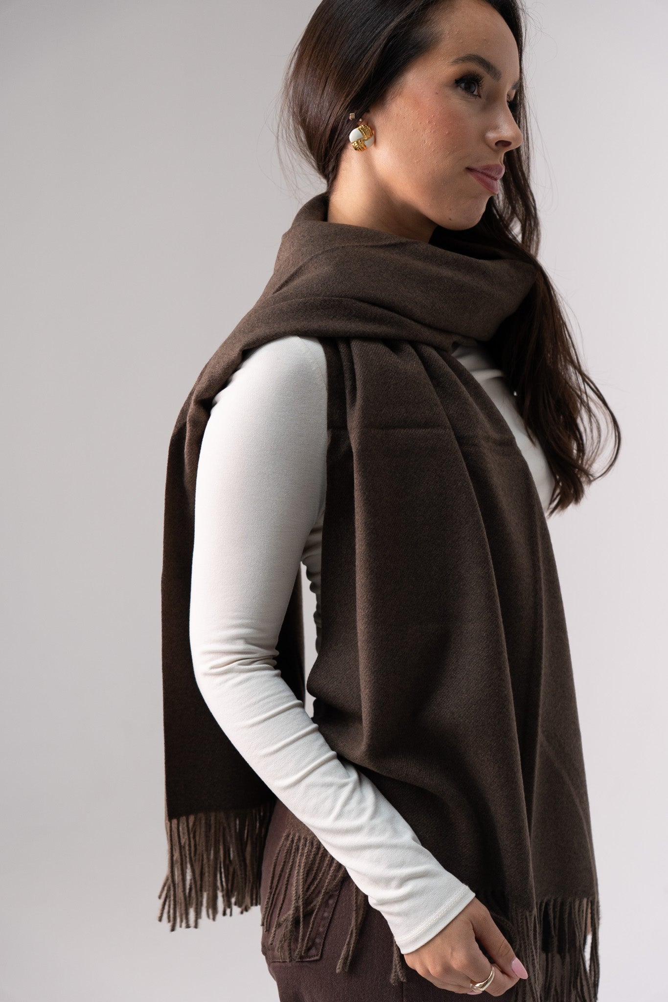Orla Luxe Tassel Scarf In Coffee