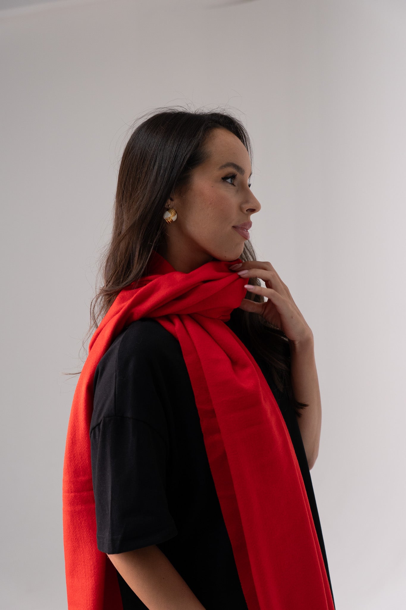 Orla Luxe Tassel Scarf In Red
