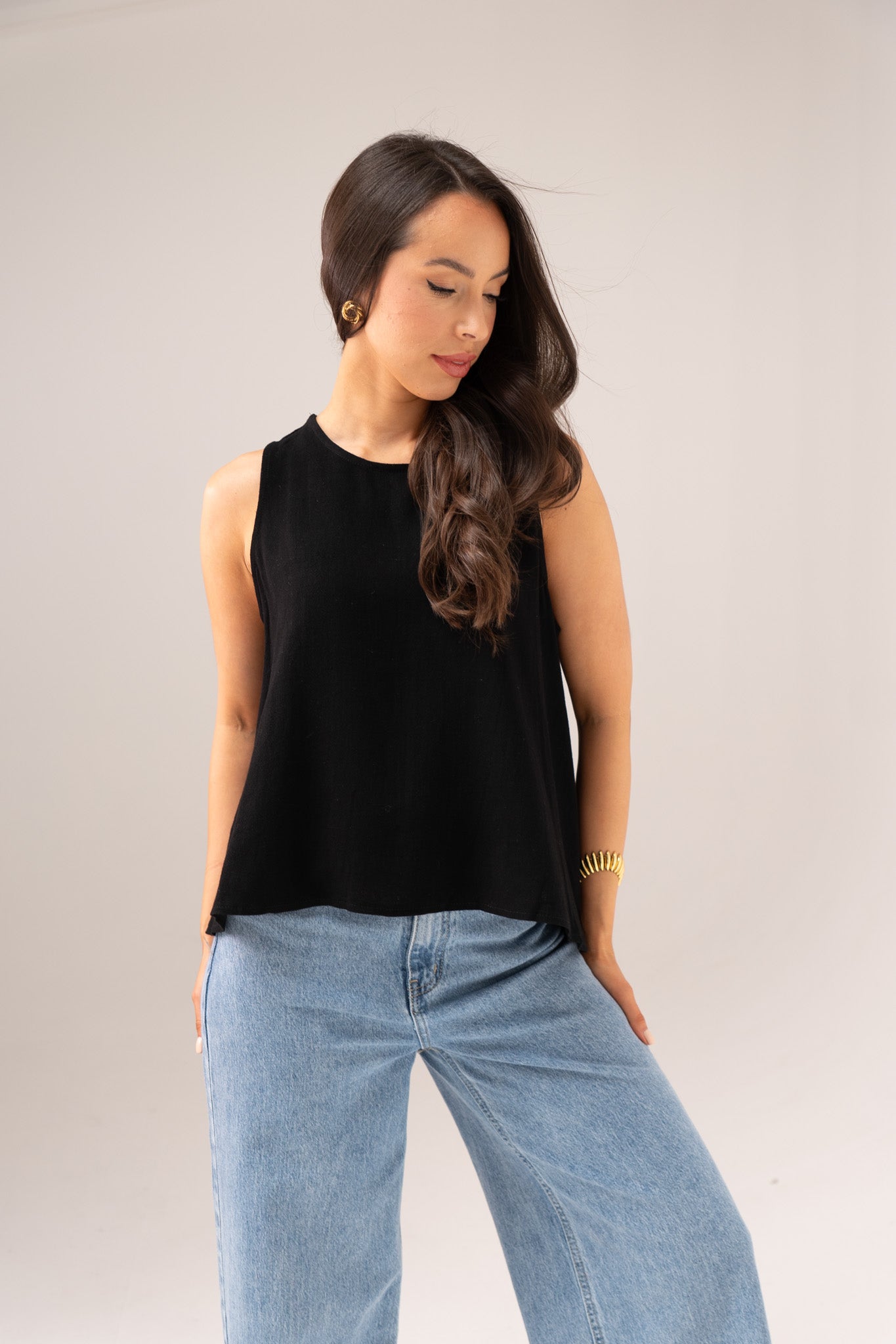 Paige Asymmetric Hem Top In Black