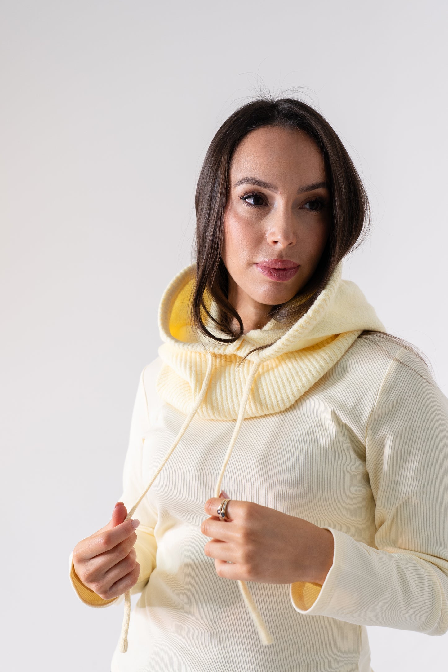 Polly Knit Hood In Lemon