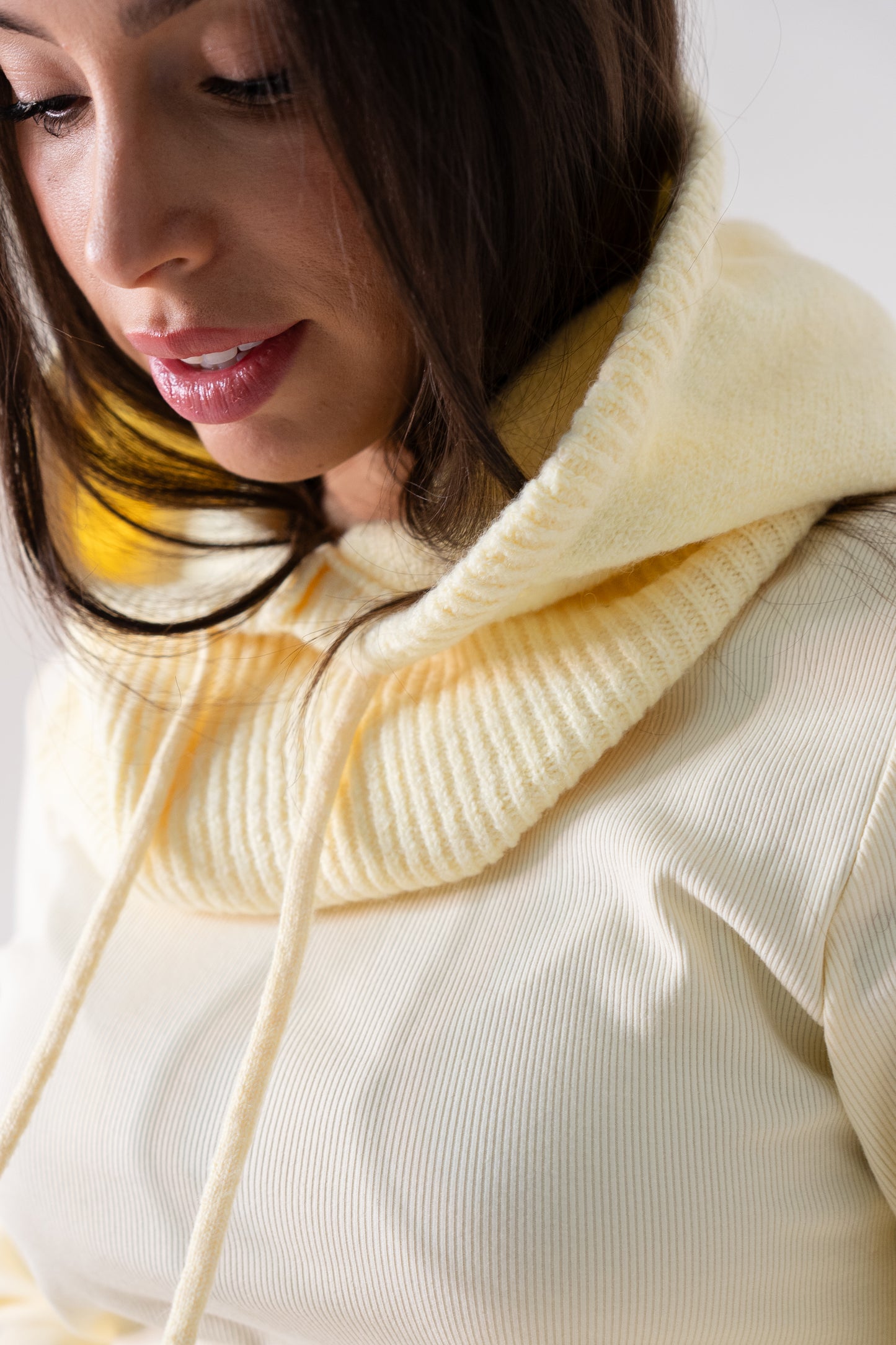 Polly Knit Hood In Lemon