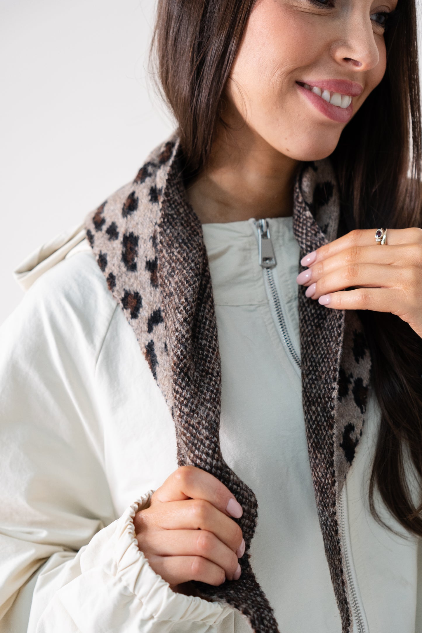 Polly Leopard Knit Neck Scarf In Taupe