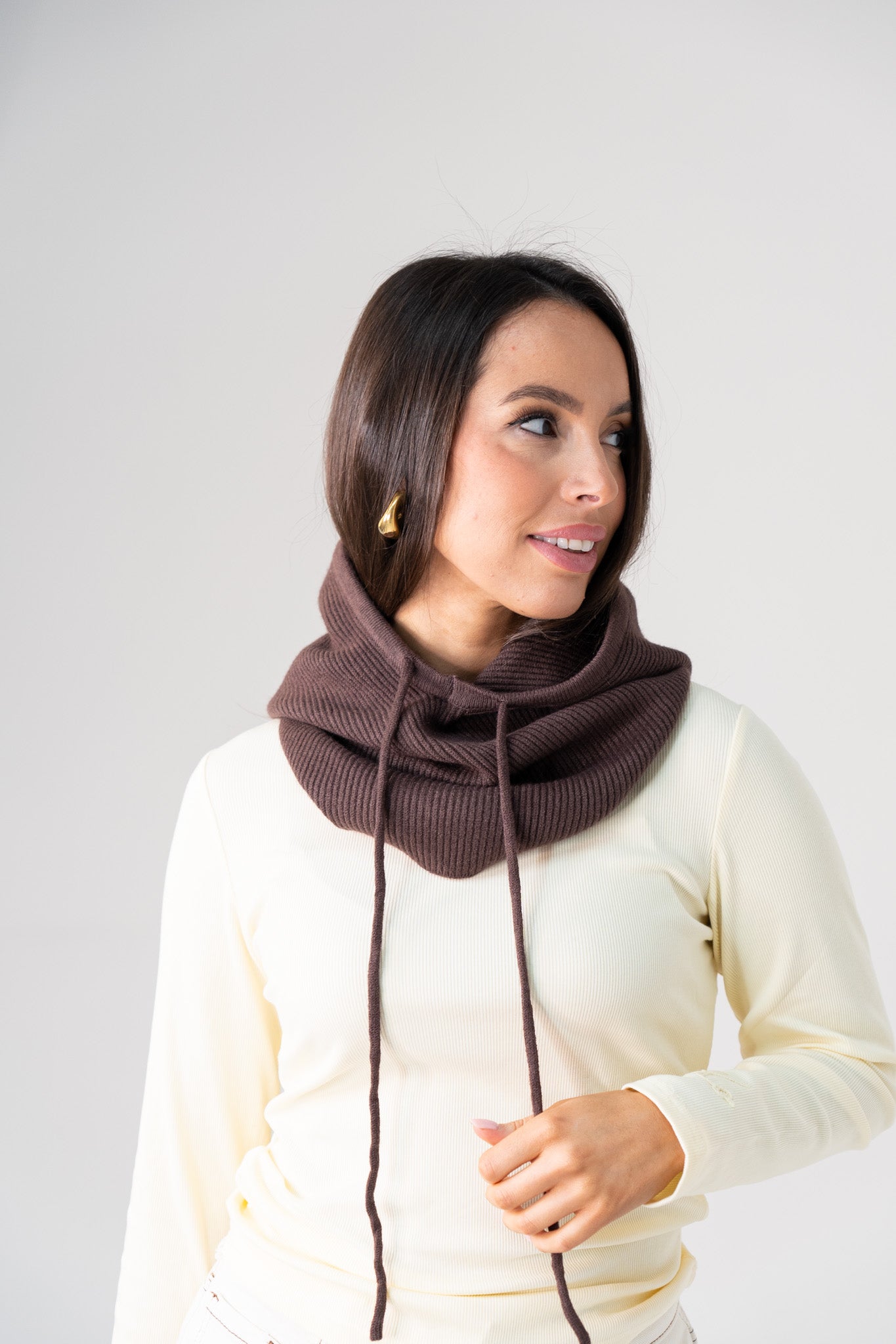 Polly Knit Hood In Chocolate