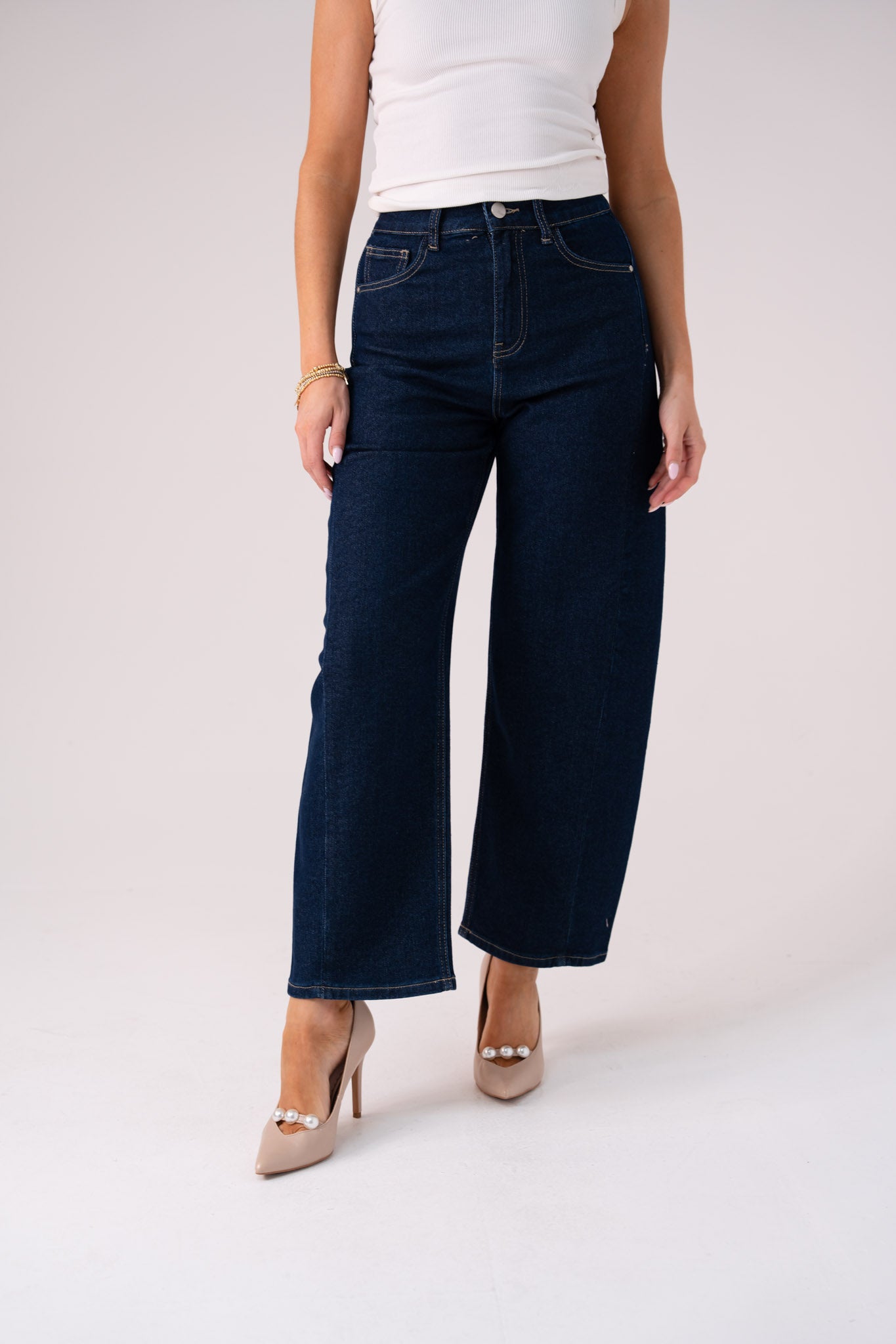 Love Laura Carrot Barrell Jeans In Dark Wash