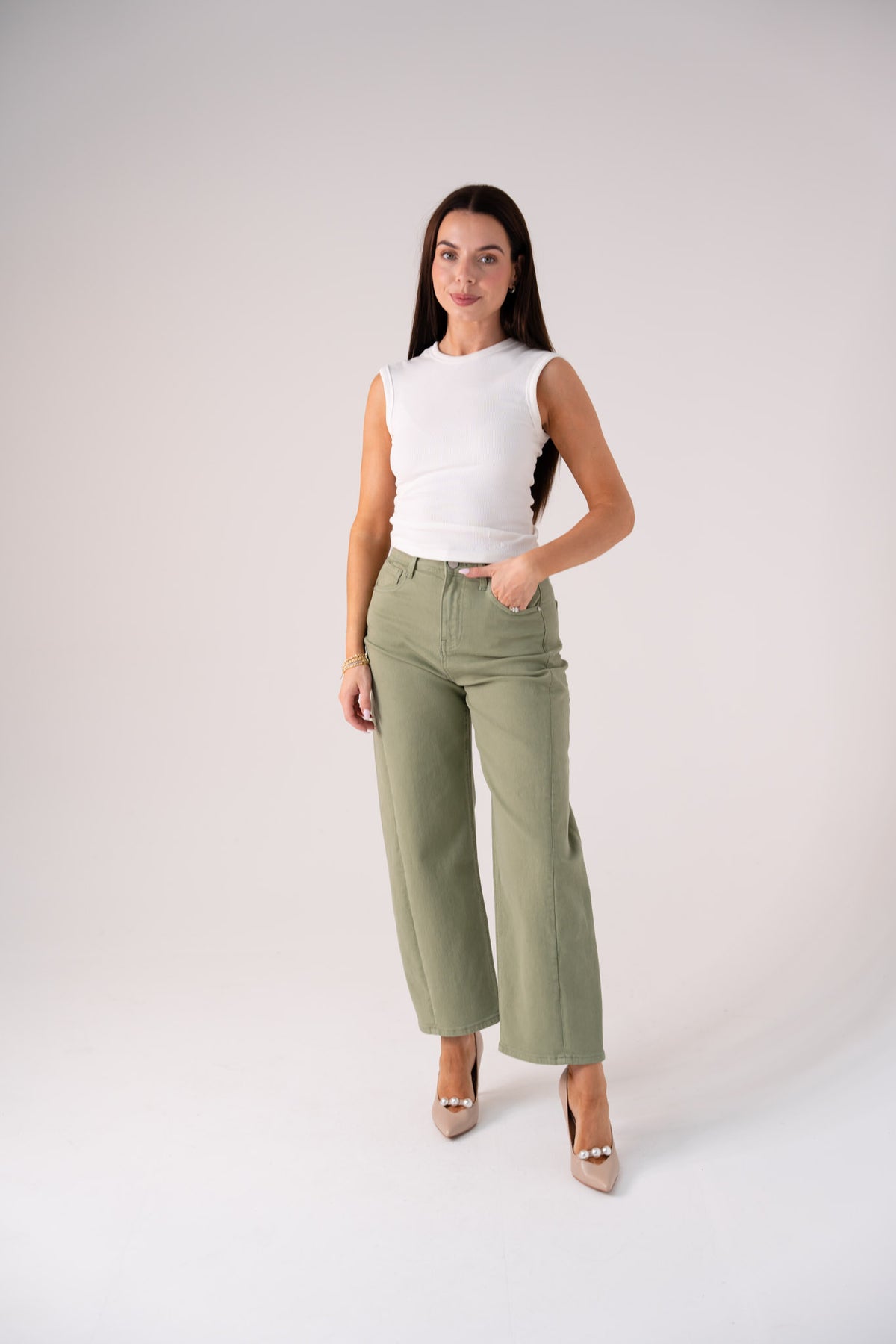 Love Laura Carrot Barrell Jeans In Sage