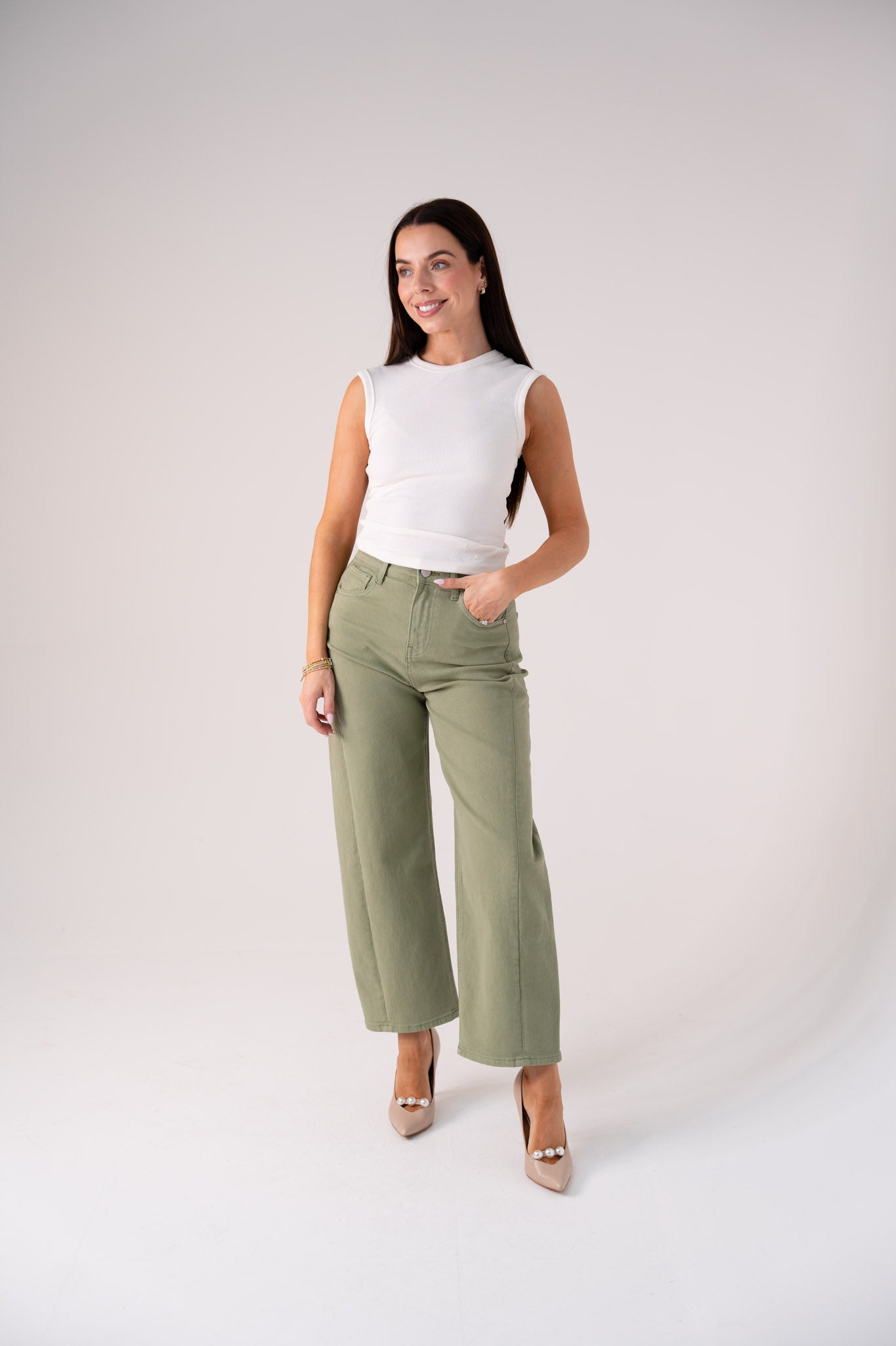 Love Laura Carrot Barrell Jeans In Sage