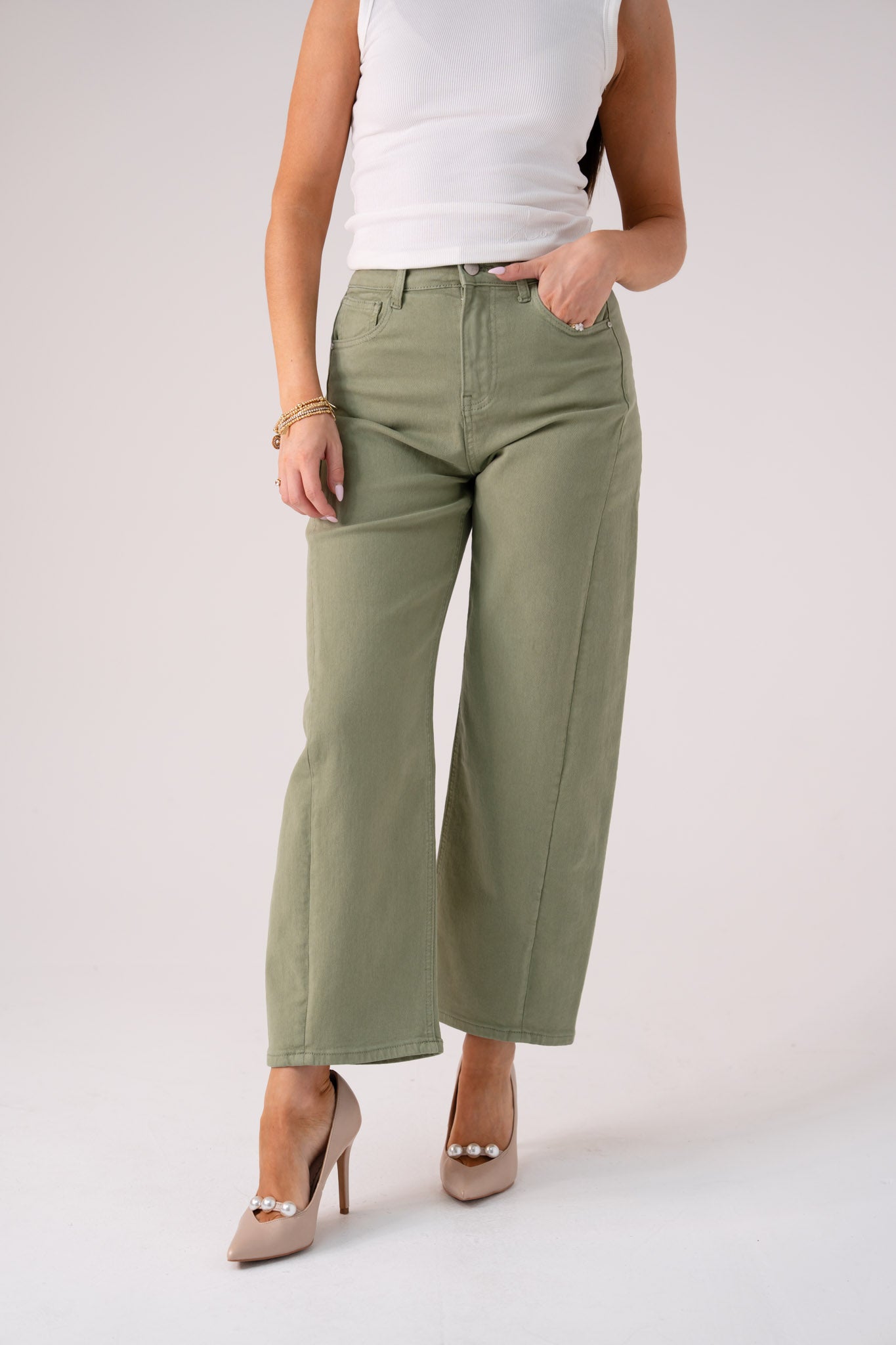 Love Laura Carrot Barrell Jeans In Sage