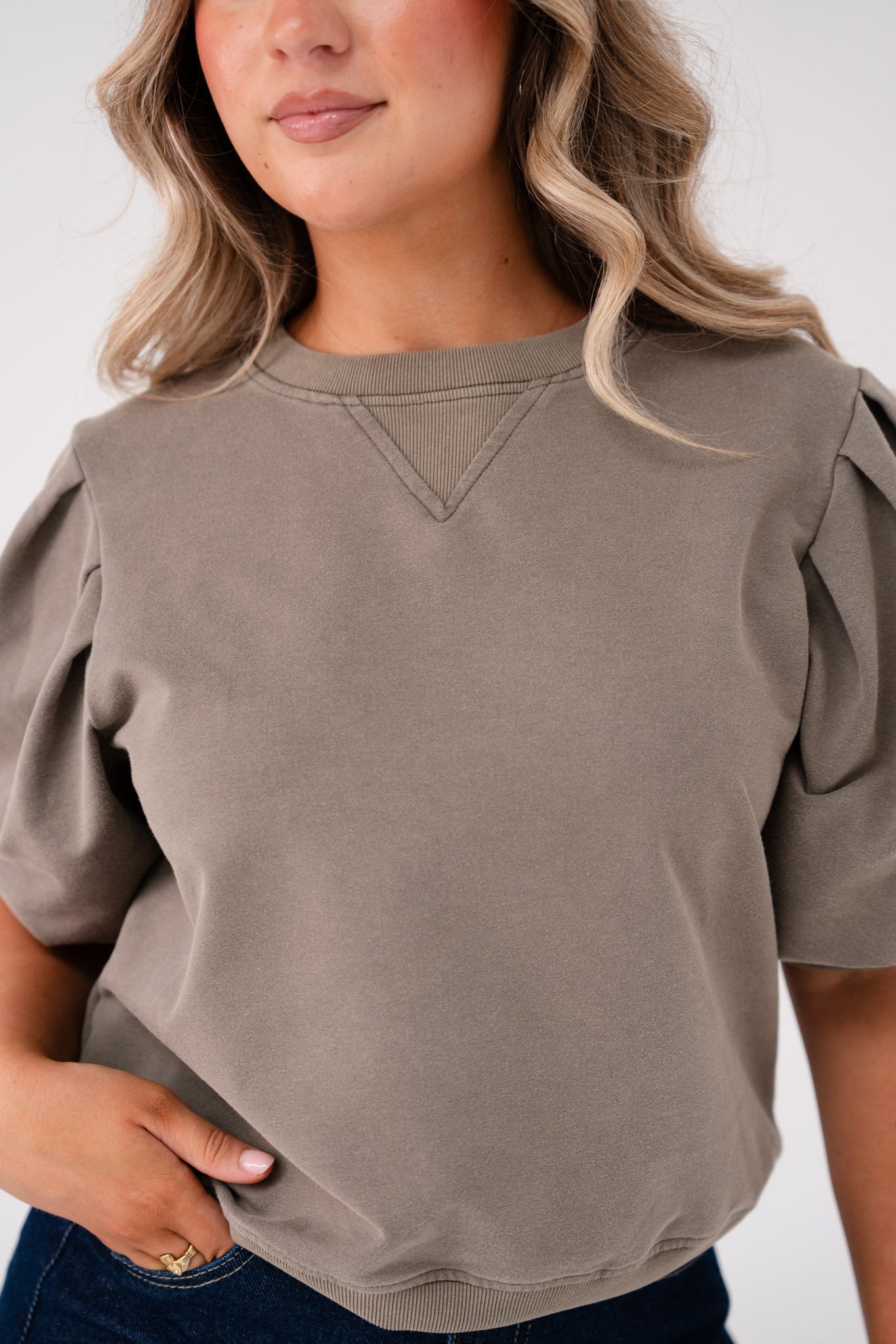 Kiera Short Sleeve Sweatshirt In Khaki