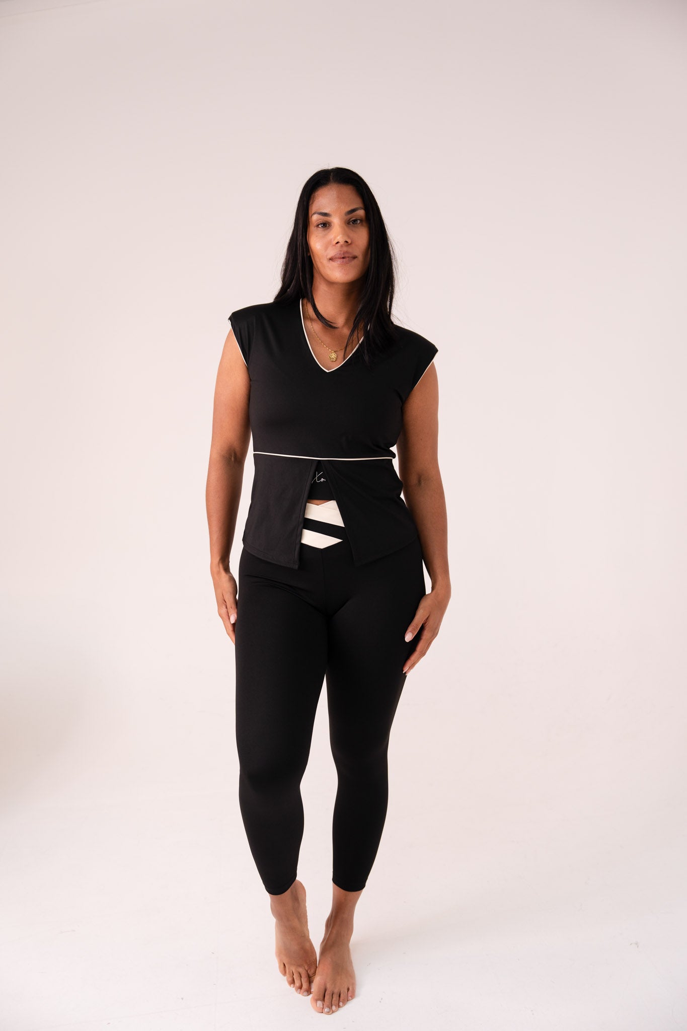 Love Laura Cream Trim Leisure Top In Black