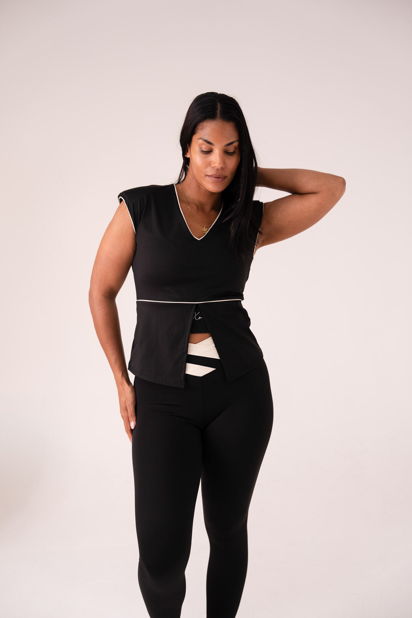 Love Laura Cream Trim Leggings In Black