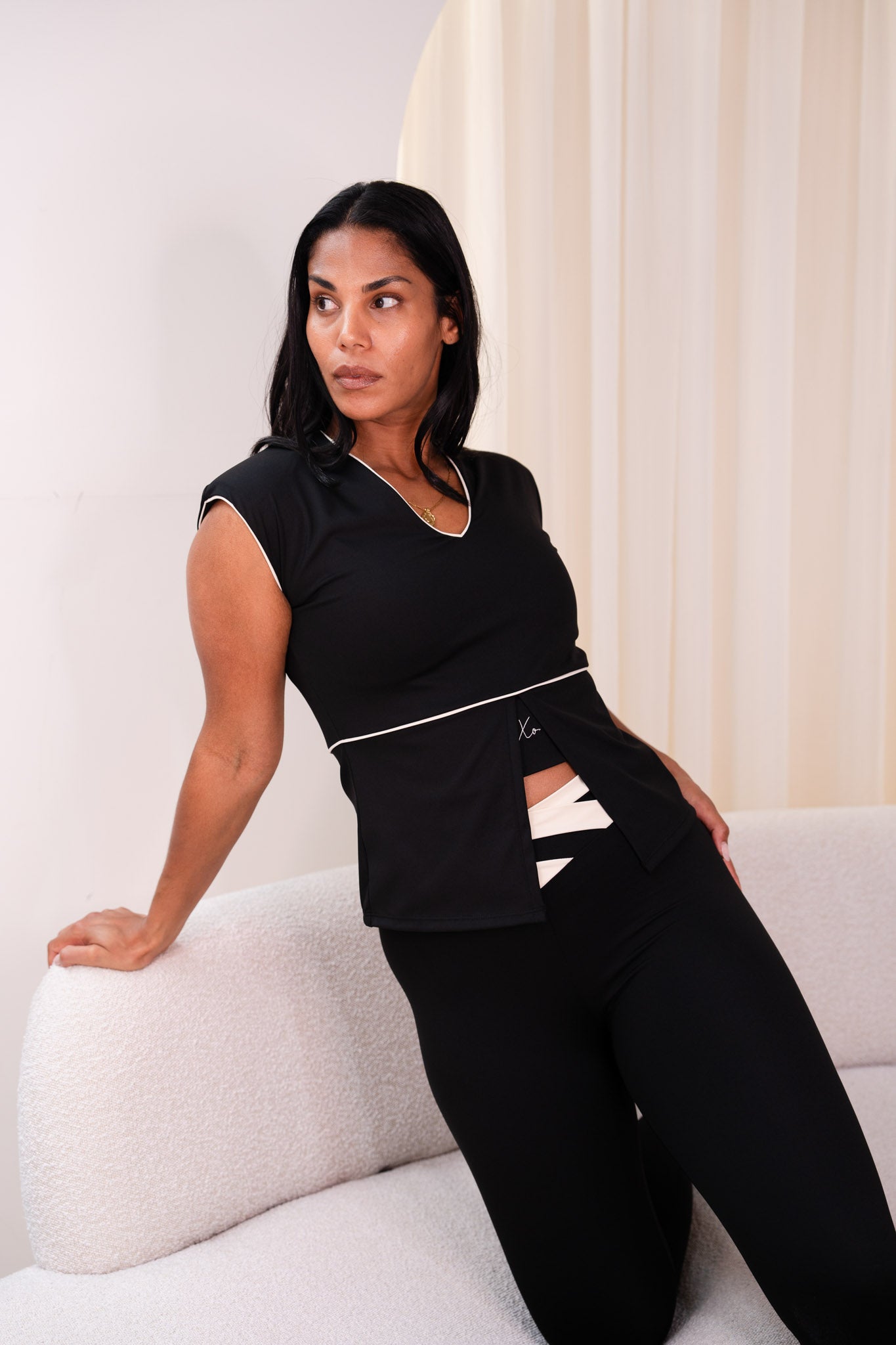 Love Laura Cream Trim Leggings In Black