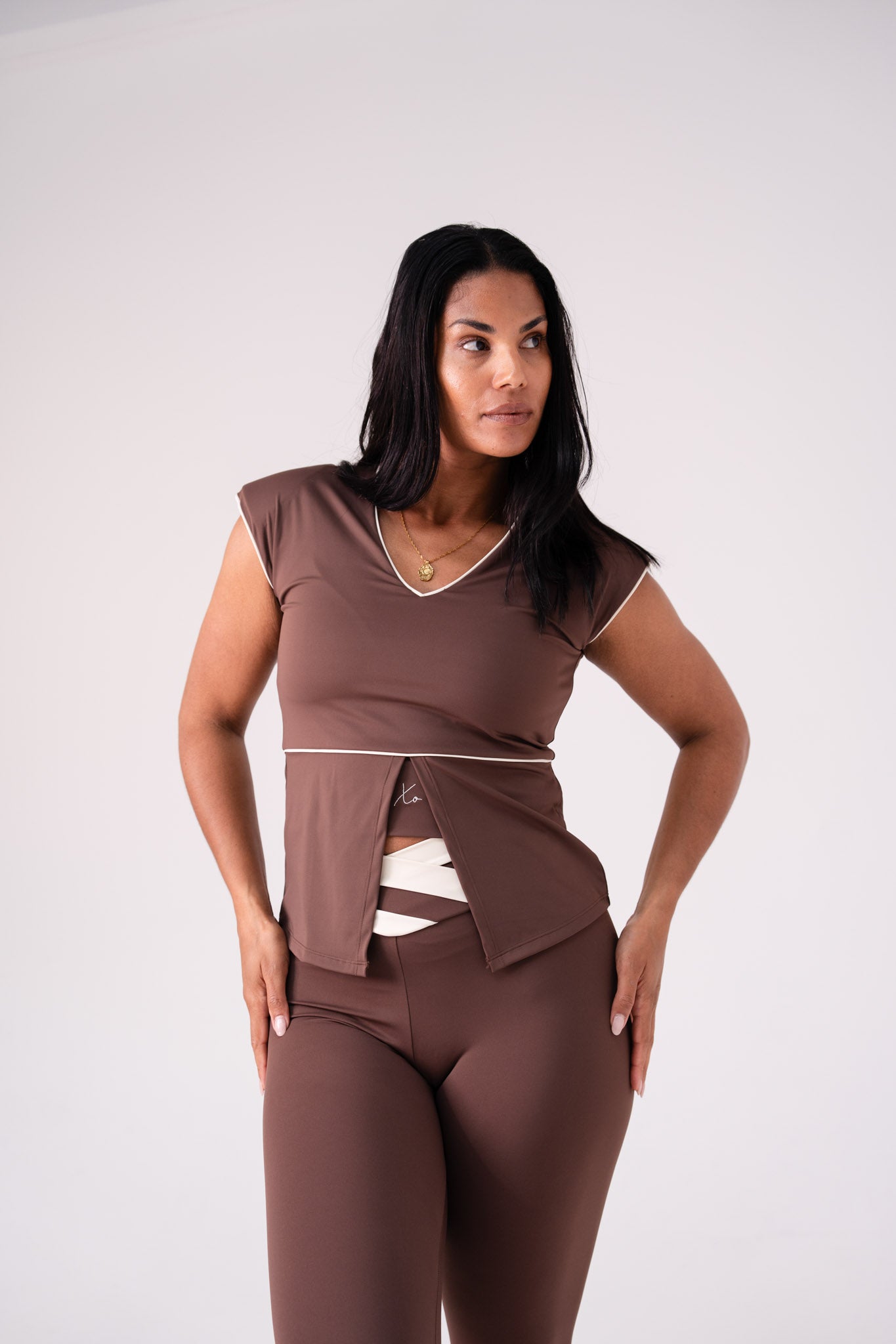 Love Laura Cream Trim Leisure Top In Chocolate