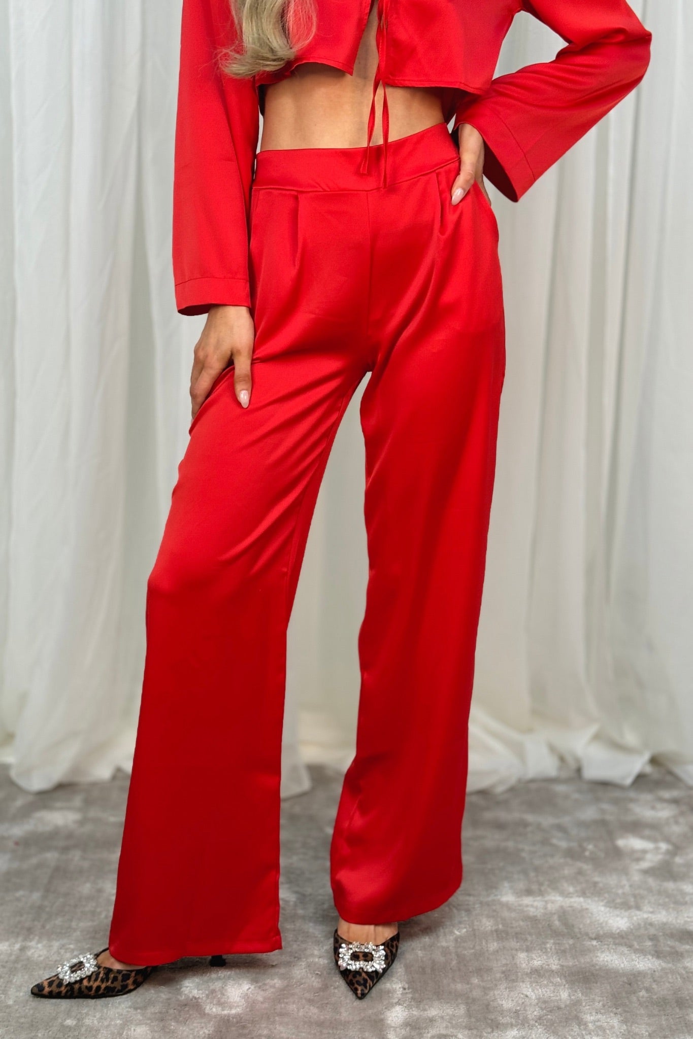 Erica Satin Trousers In Red