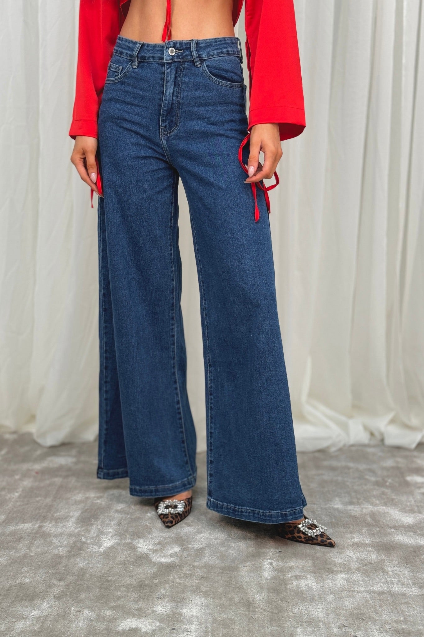 Lynne Extra Wide Jeans In Dark Wash