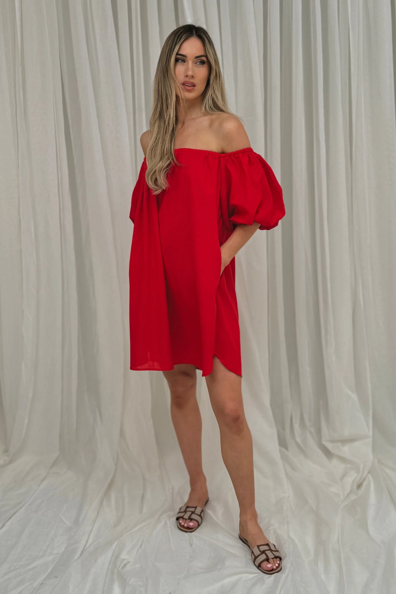 Caitlyn Puff Sleeve Bardot Dress In Red